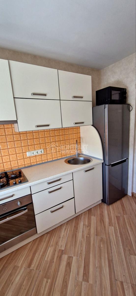 Оренда 2 комн Коломенская ул., 27