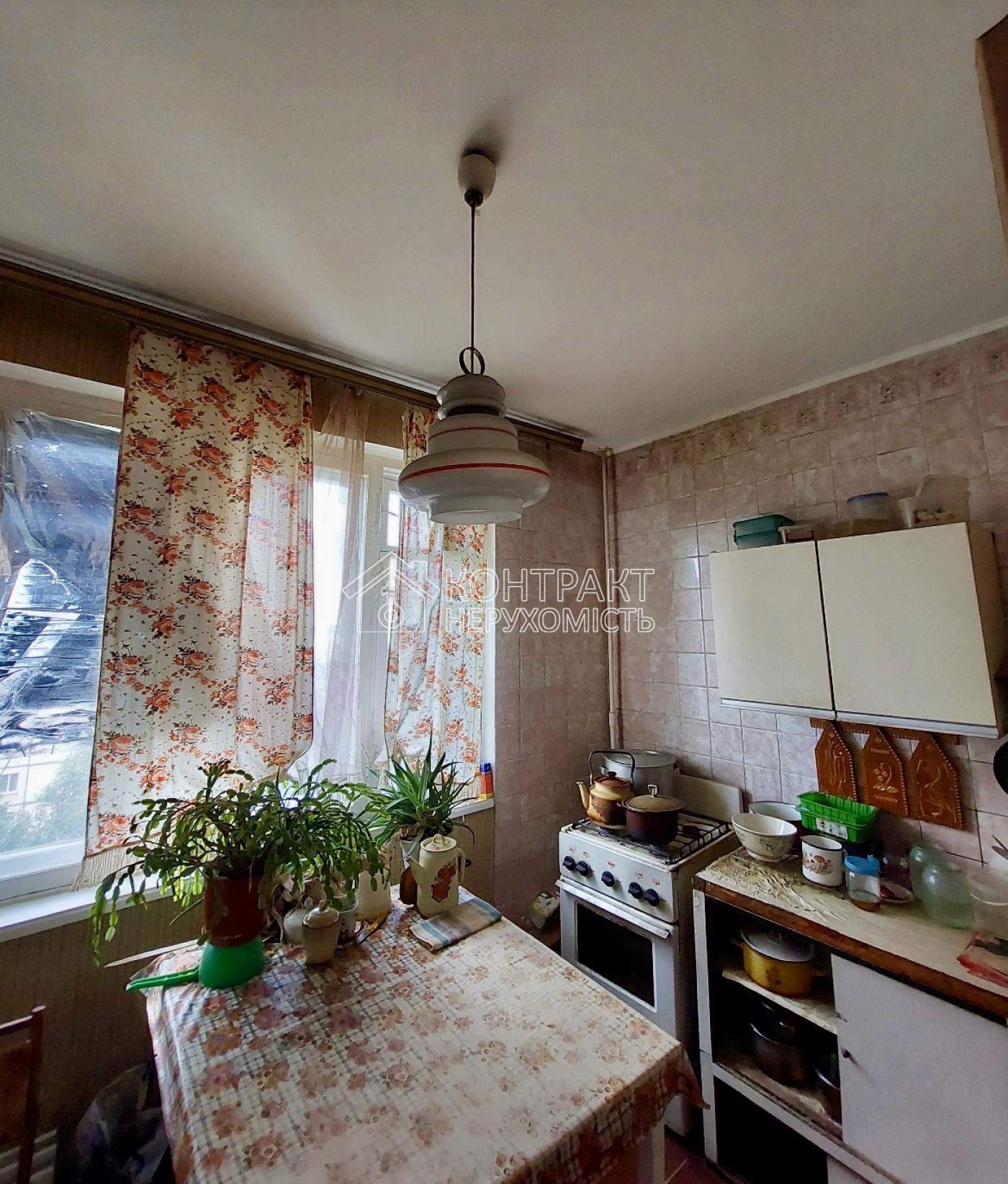 Продам 3 к квартиру біля ЦНАП Шевченківський