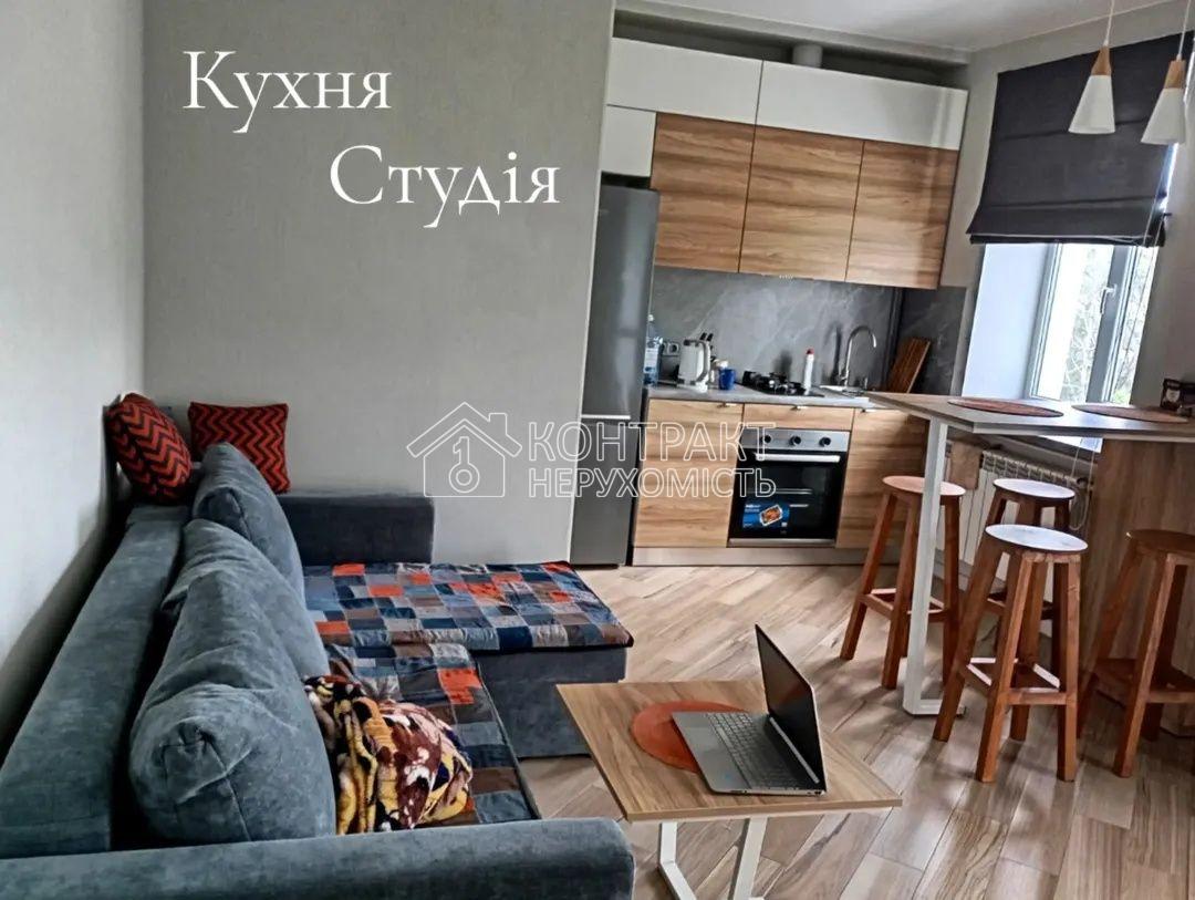 Продається квартира,проспект Льва Ландау 56/1, 5/5,трьох кімнатна, студія,і дві окремі.