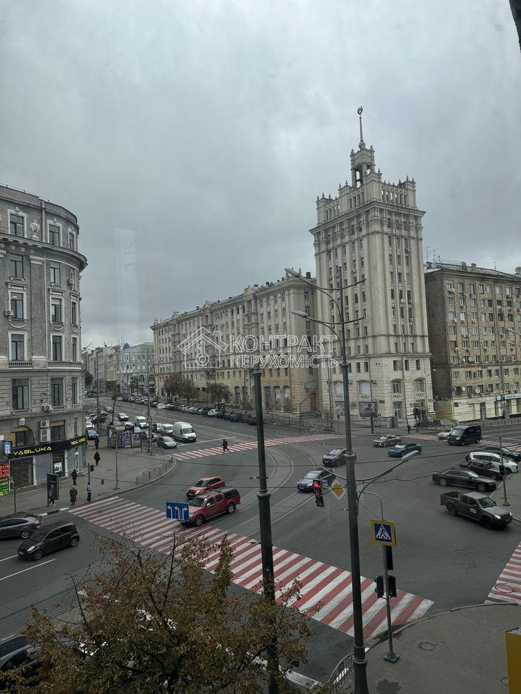 Продаж квартири в Центре