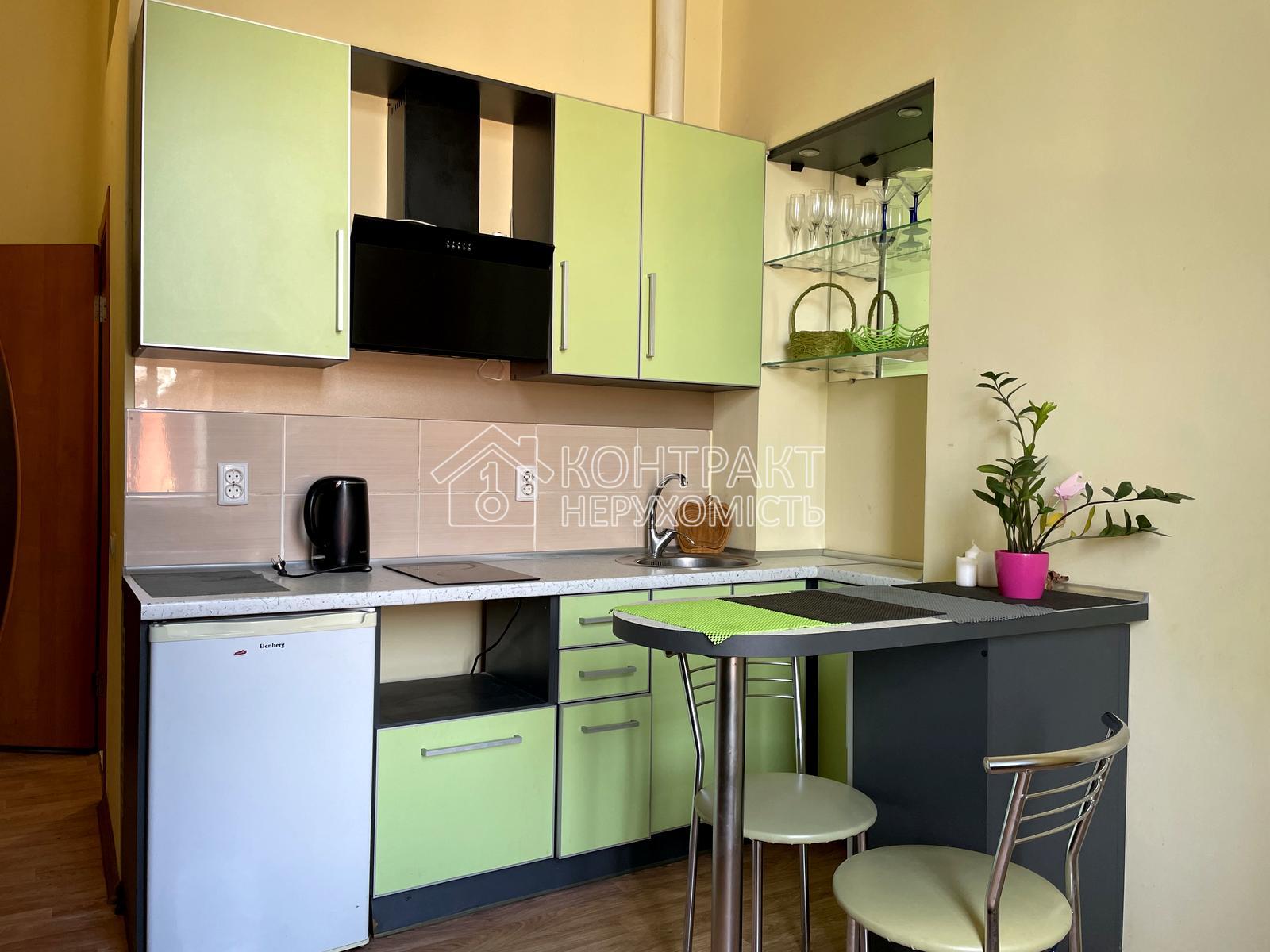 Продаж 1-кімнатної квартири біля метро Архітектора Бекетова