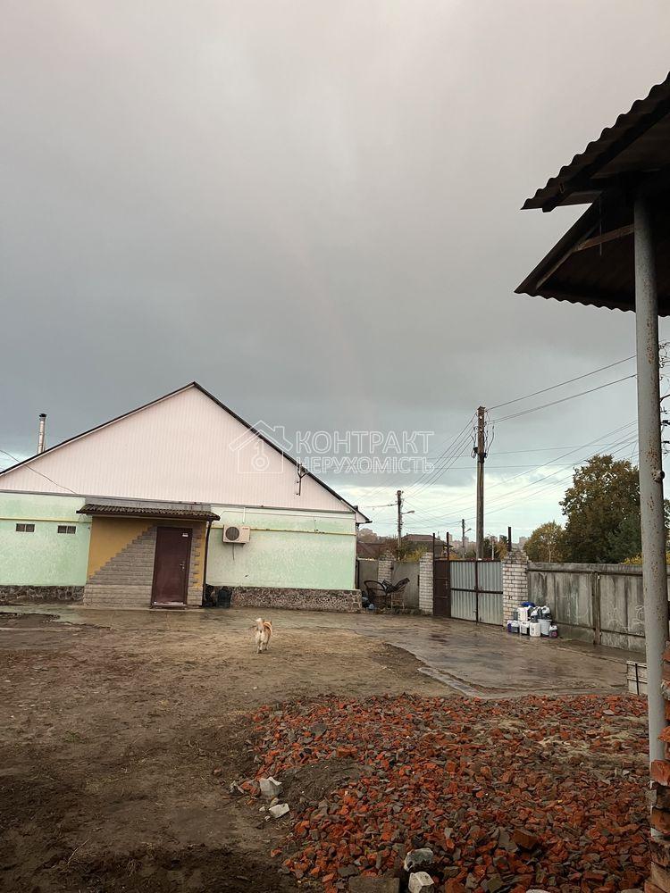 Стається пів будинку на В Данилівці