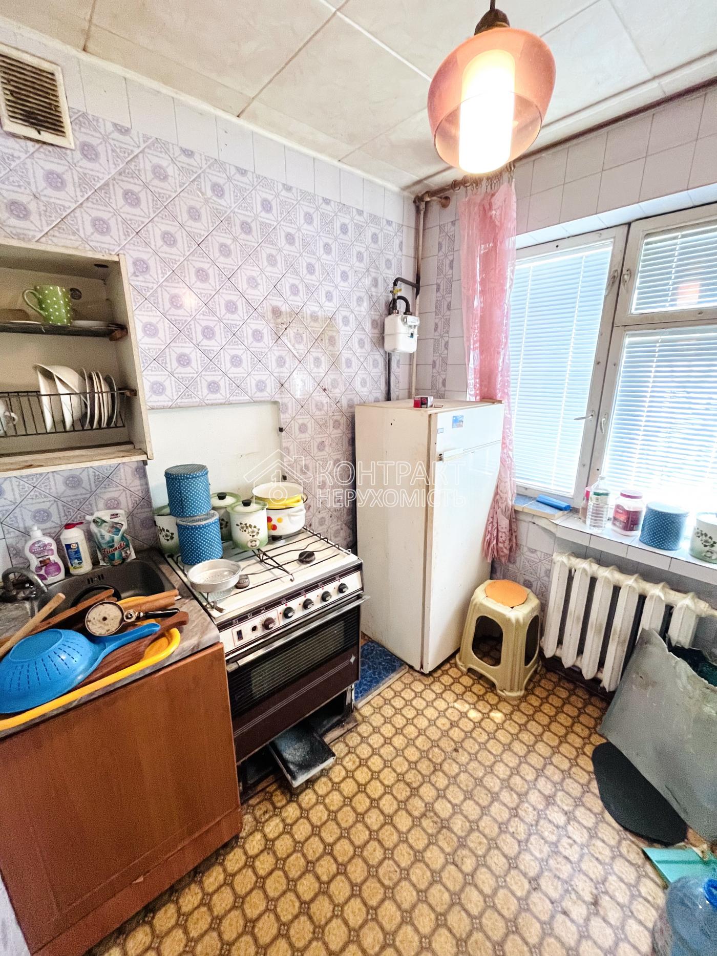 Продам 2к кв Метро Студенческая Салтовка Валентиновская