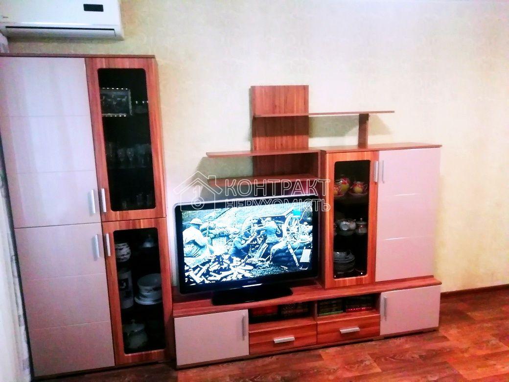 Здається 2 кімнатну квартиру