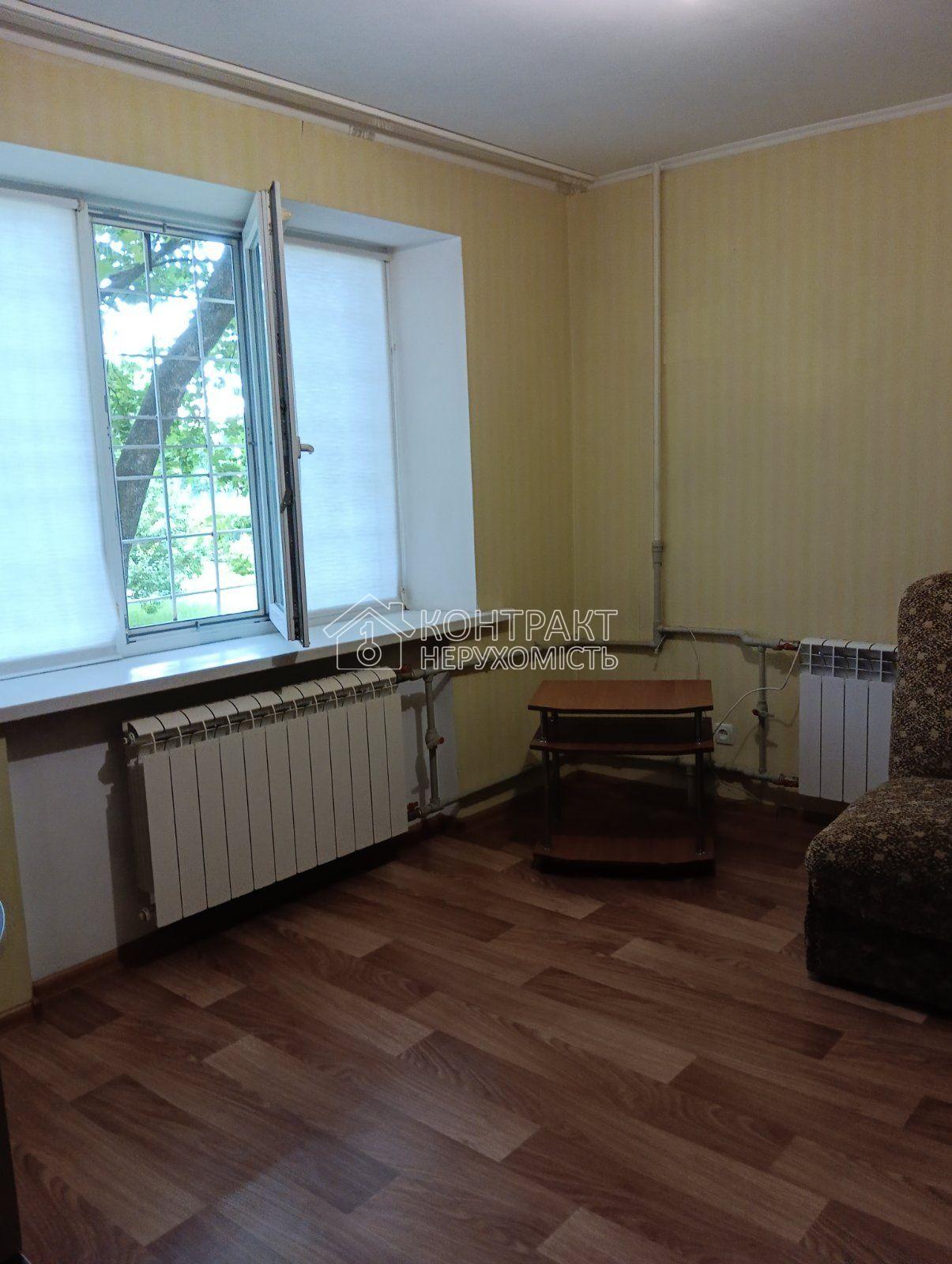 Продам гостинку на Нових Будинках Палац спорту