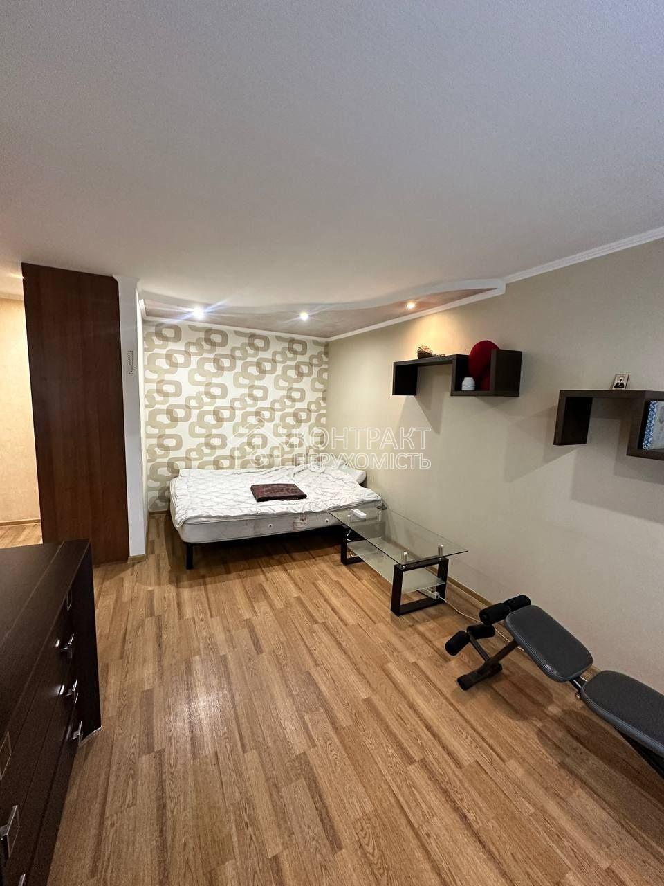 Здається 1-кімнатна квартира