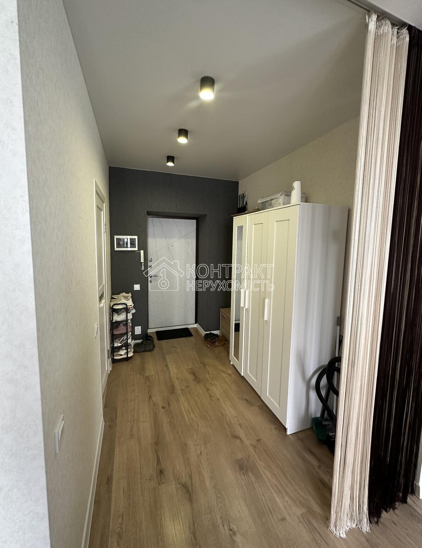 Продаєтся 1к квартира 38.5 кв. м на вул. Миру 57