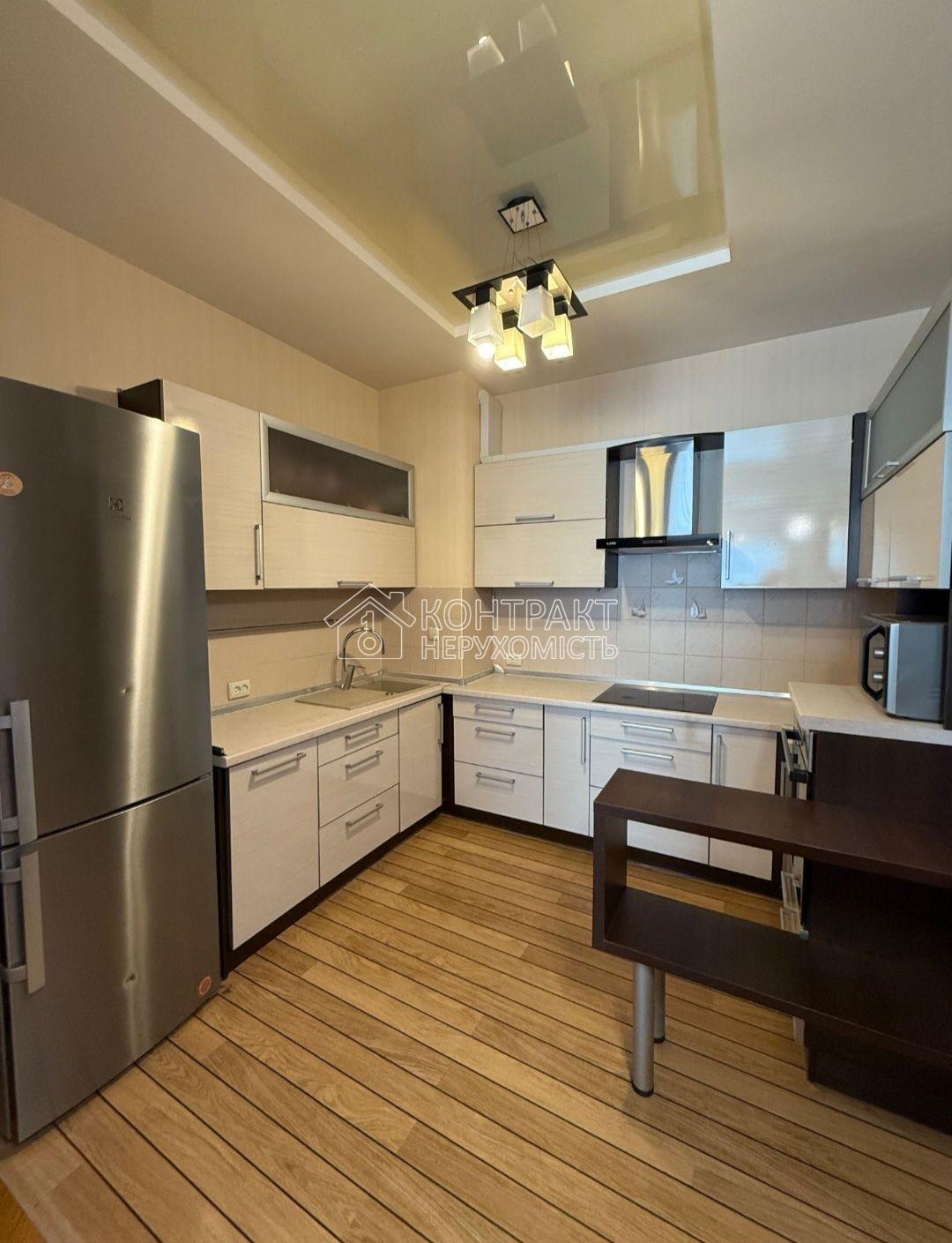 Продам 3х кв.ЖК СВЕТЛиЙ ДОМ,м.23 Августа, пр.Науки