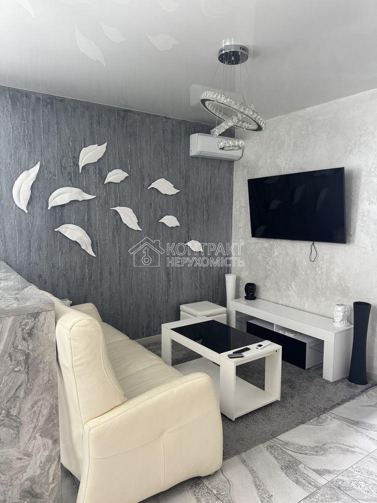 Здається 1 к кв Левада