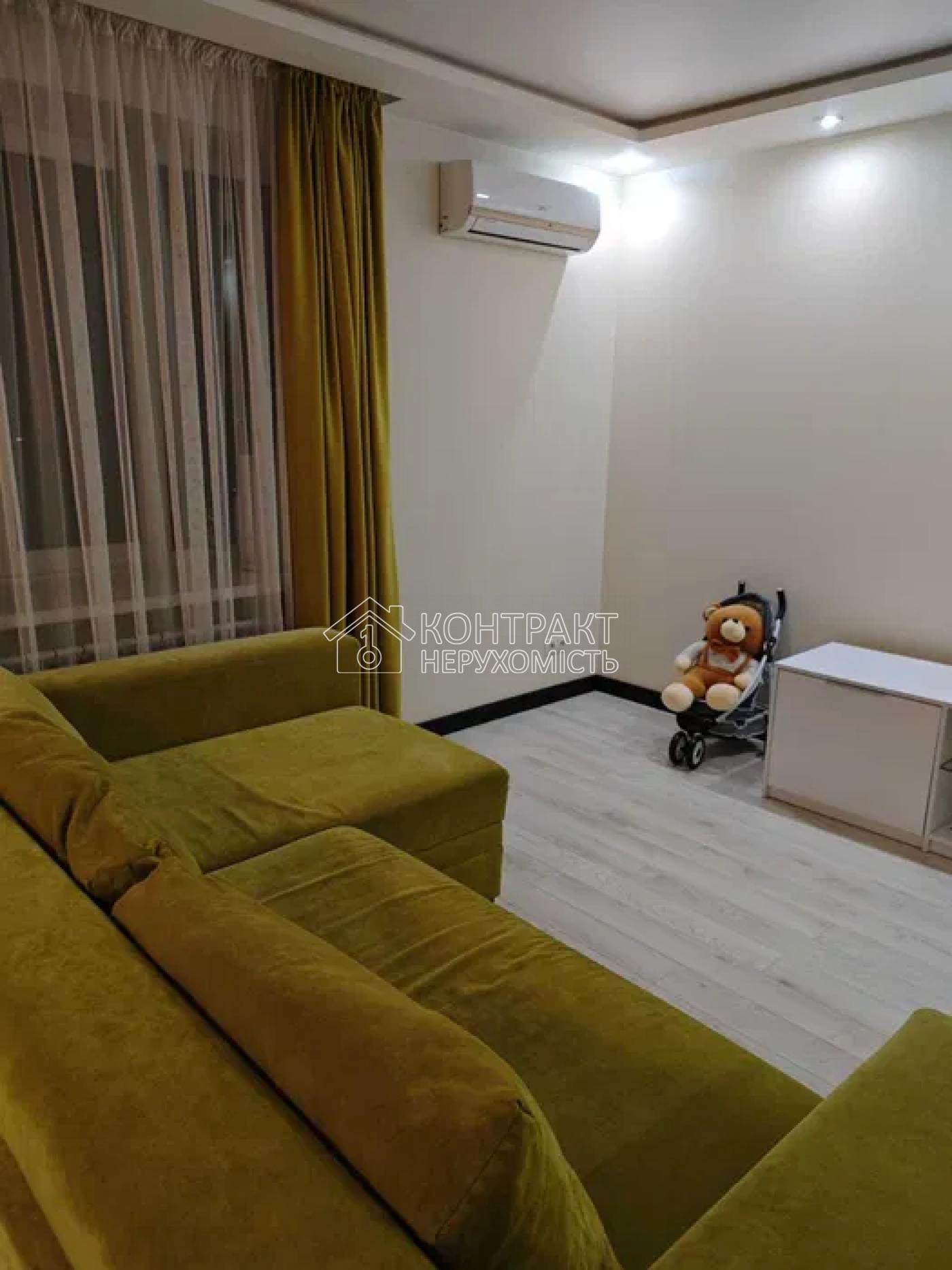 Продам 2-кімнатну квартиру з дизайнерським ремонтом