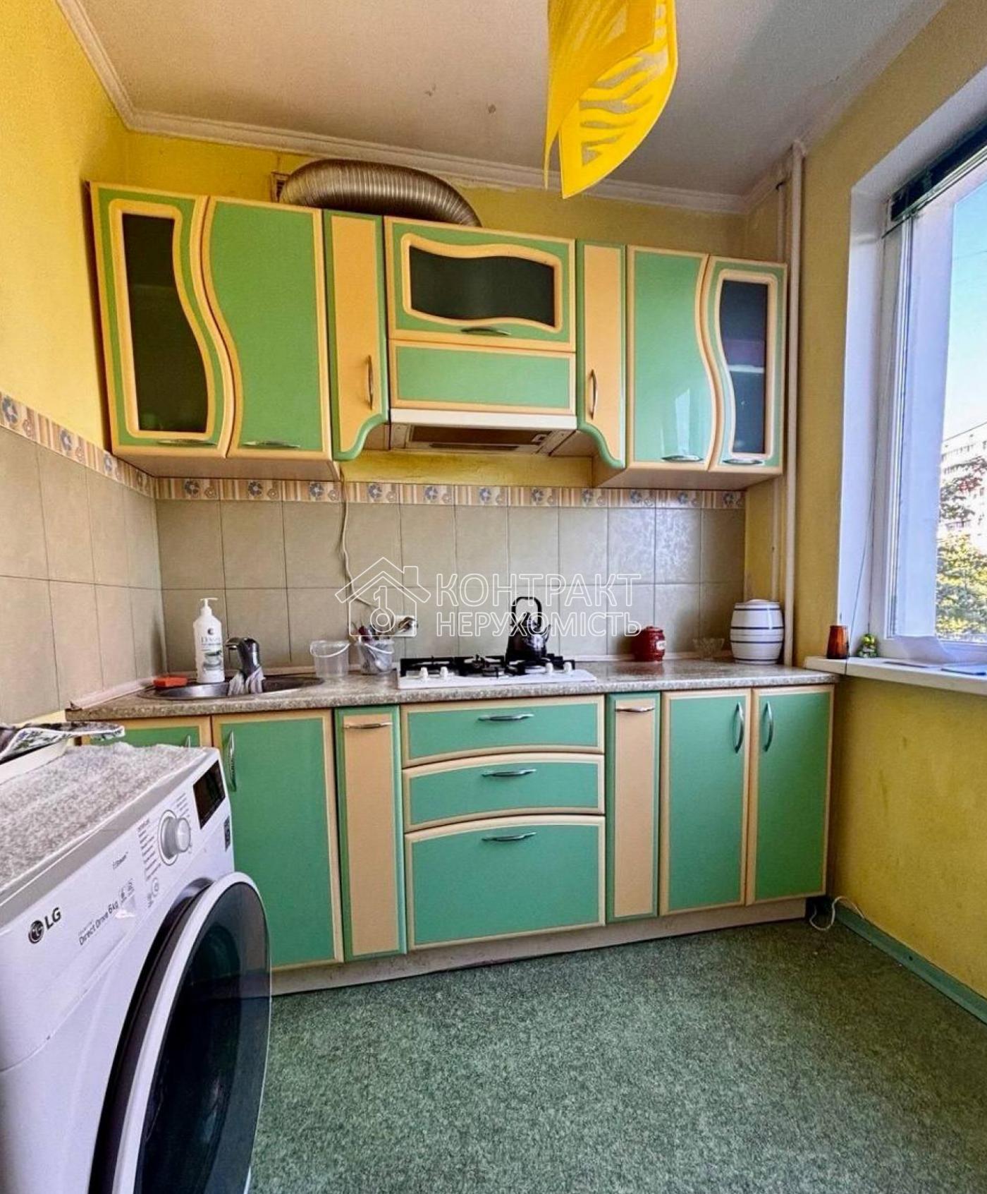 Продам 3к квартиру на Салтовке Медкомплекс 626 м/р