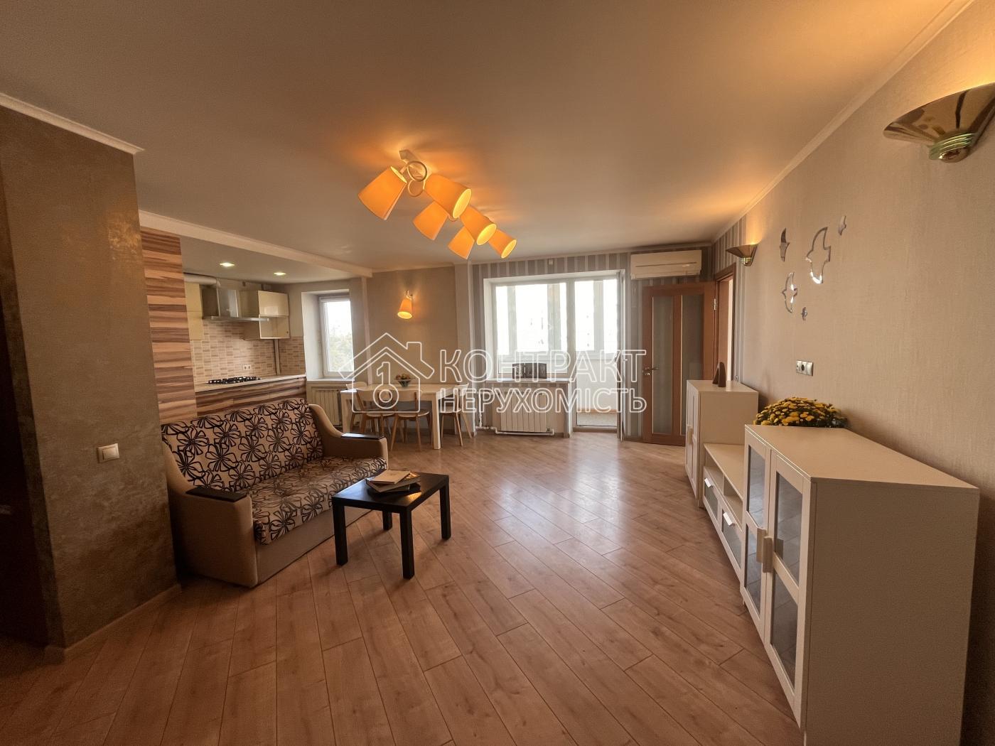 Продам 4-кім кв 80 м2 вул.Тарасенка/ Металіст 3 хв. до метро