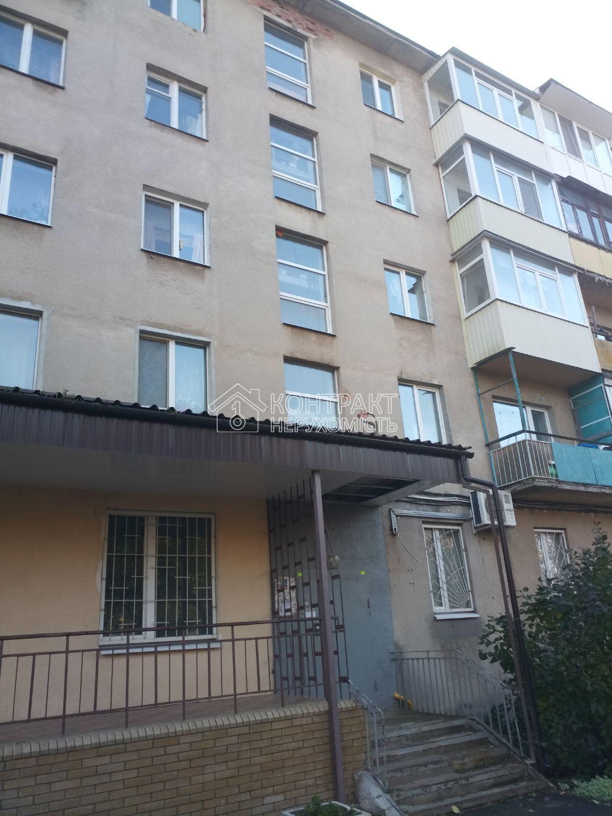 Продам 2 из.кв собственник м Научная