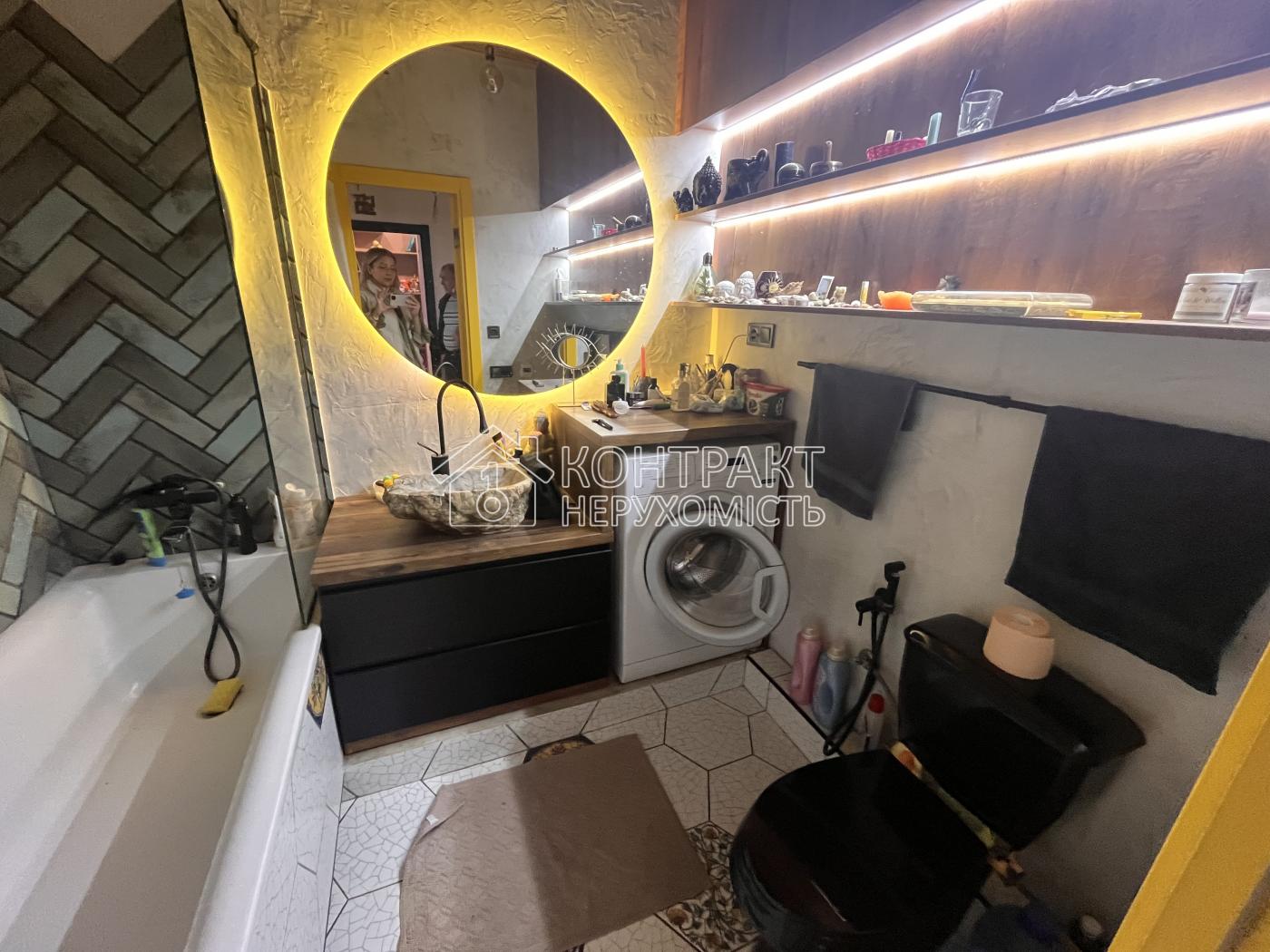 Продам квартиру на Горизонті 3 кімнати кап ремонт дизайн