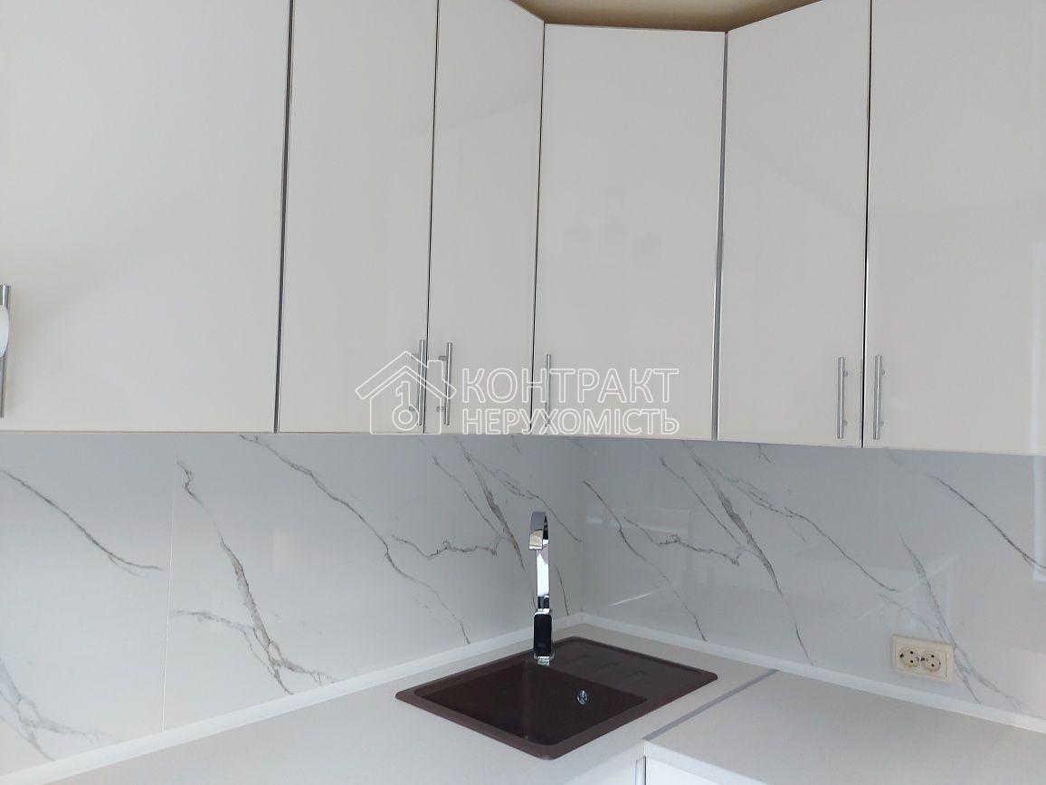 1 к. квартира на Матросова, по проспекту Аэрокосмический (гагарина)Газ