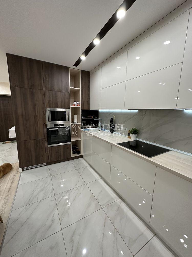 Продажа дизайнерской квартиры жк Солнечный, Гвардейцев-Широнинцев 29в