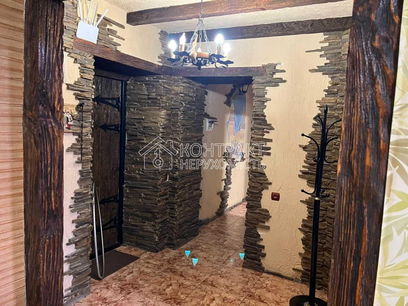 Продам 3 кімнатну Квартиру на 12-у поверсі 14-ти поверховий будинок в р-ні Нові Будинки