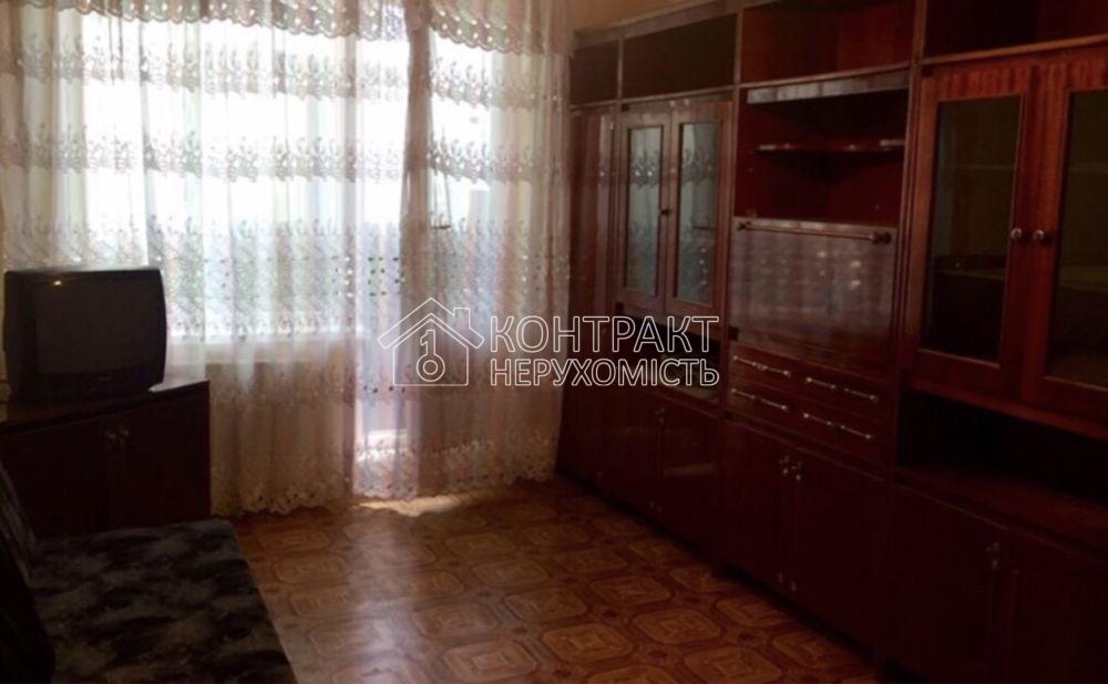 Продам 2 к кв Валентиновская м.Студенческое.