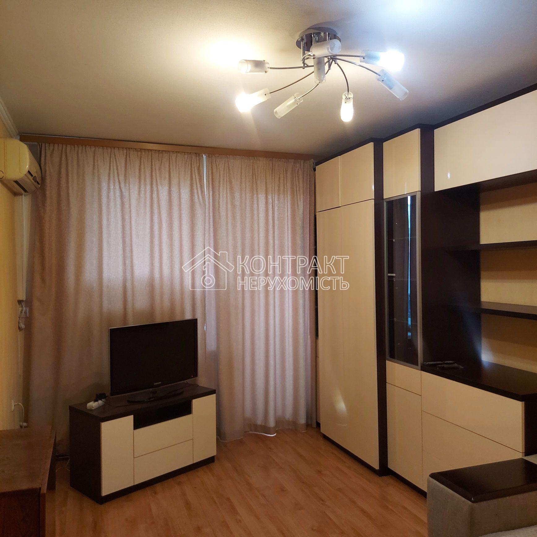 Оренда 2к квартира возле метро студенческая