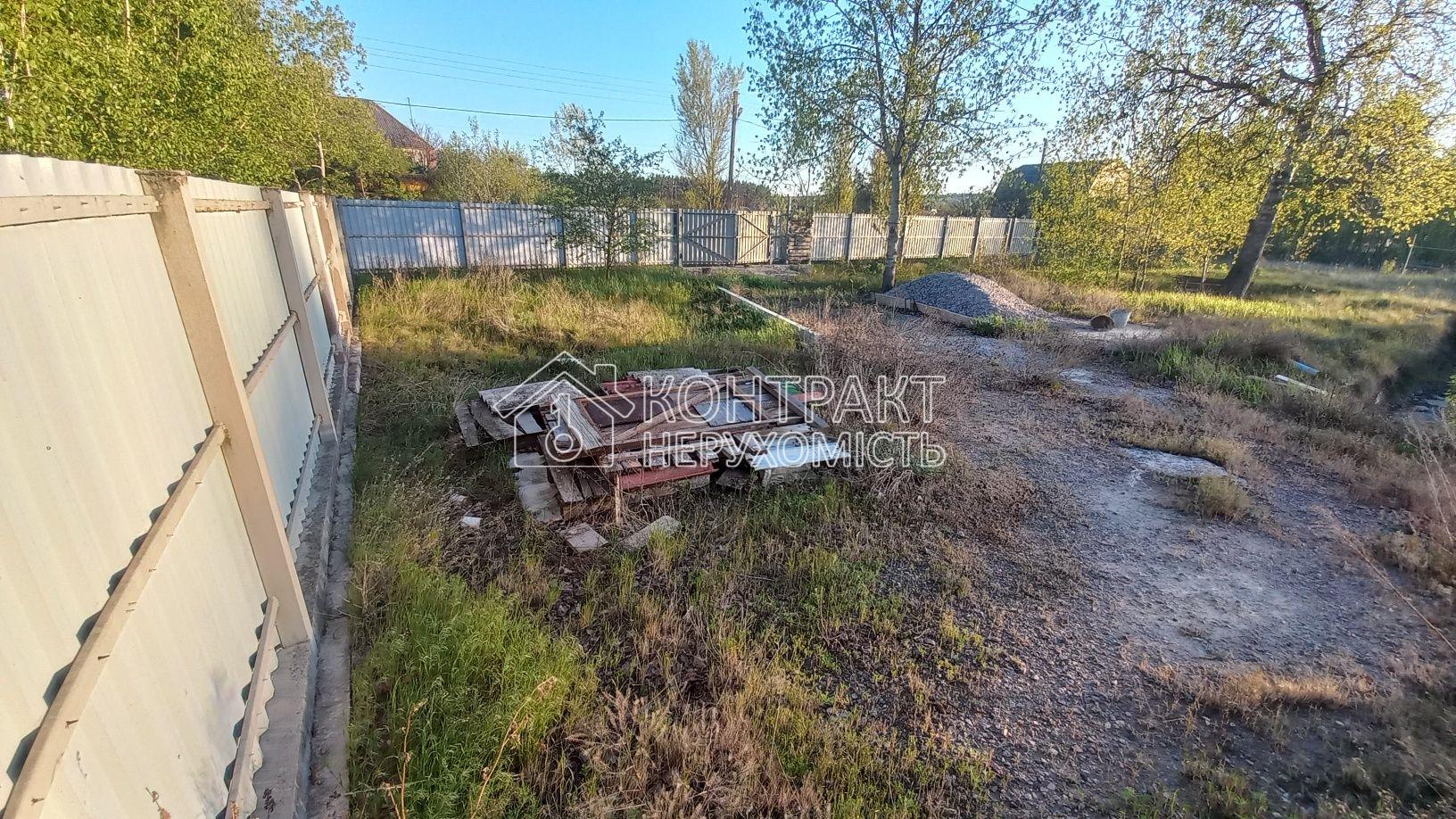 Продам дом,учас.10соток, хоз блок.