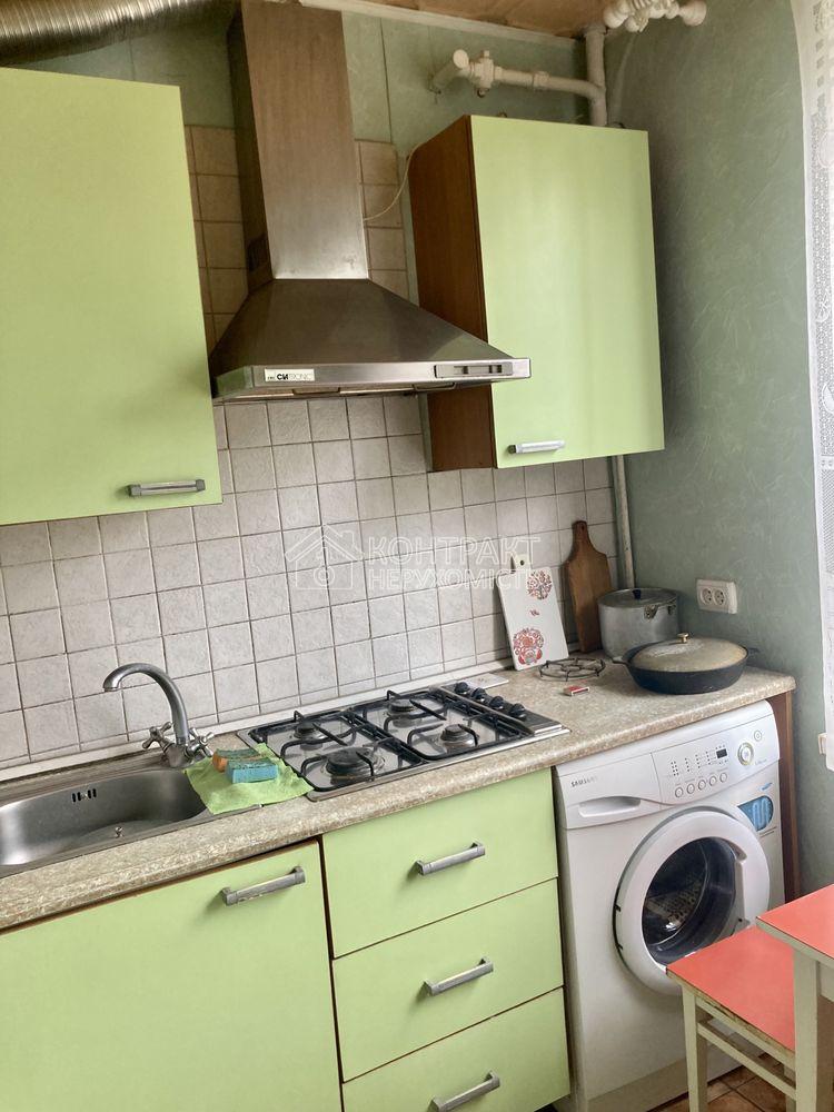 Продаж 2к.кв. с.Жуковського