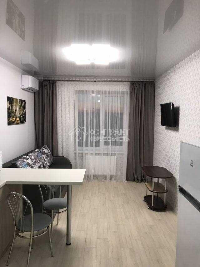 Продається стильна гостинка з новим ремонтом у ЖК «Воробйові Гори»