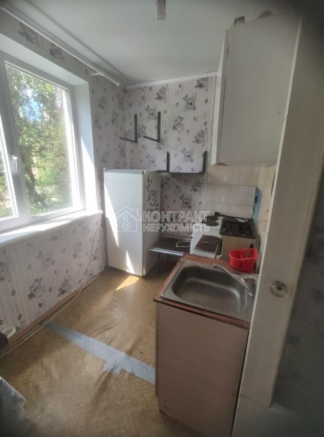 Продається 1кім. квартира на Л.Свободи 46.