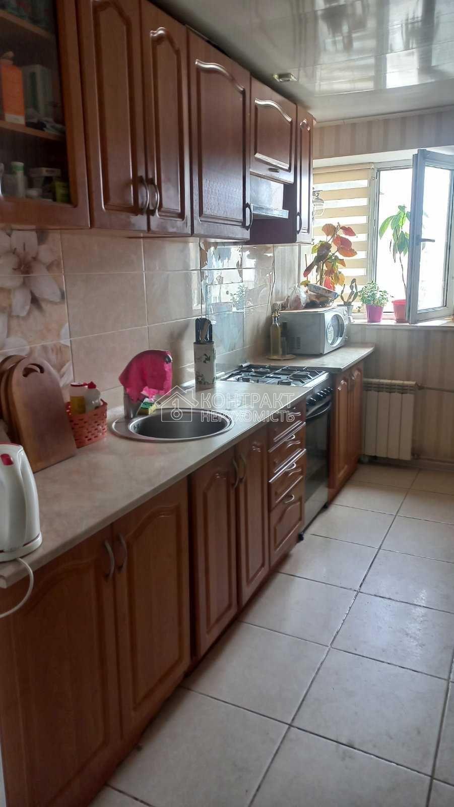 Продам 2-к кв,9/10,район Салюта,вул.Байрона