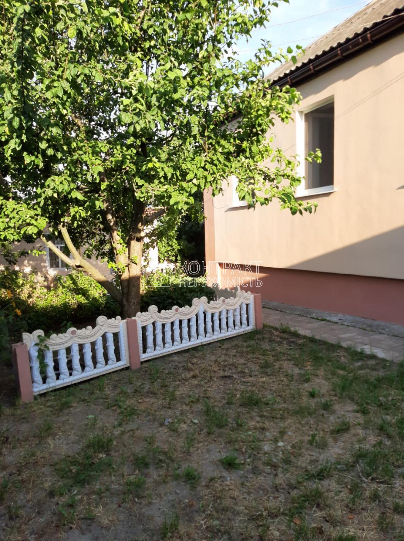Продаж будинку Коротич