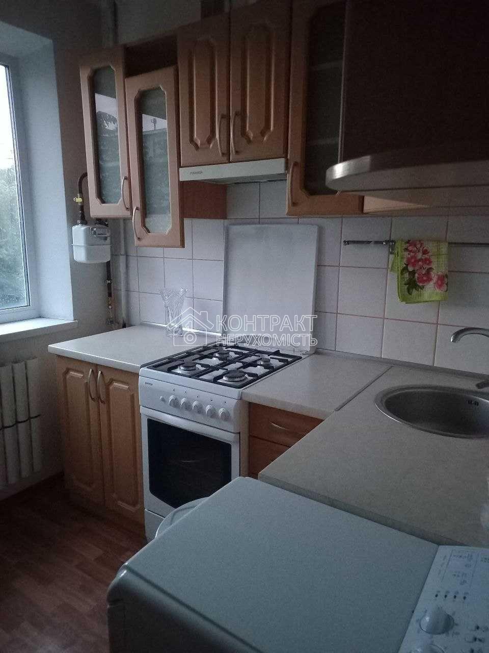 Здам 3-х кім. кв. ТРЦ Україна