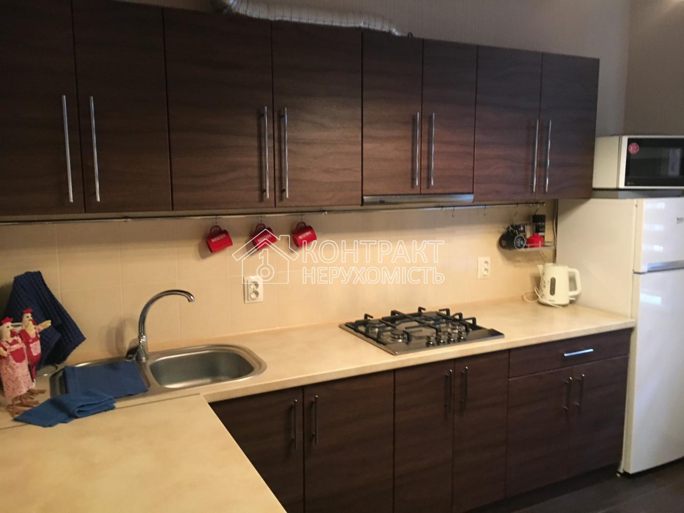 Квартира . Аренда . 2 комнатная . 1 этаж . Харьков. 54кв.м