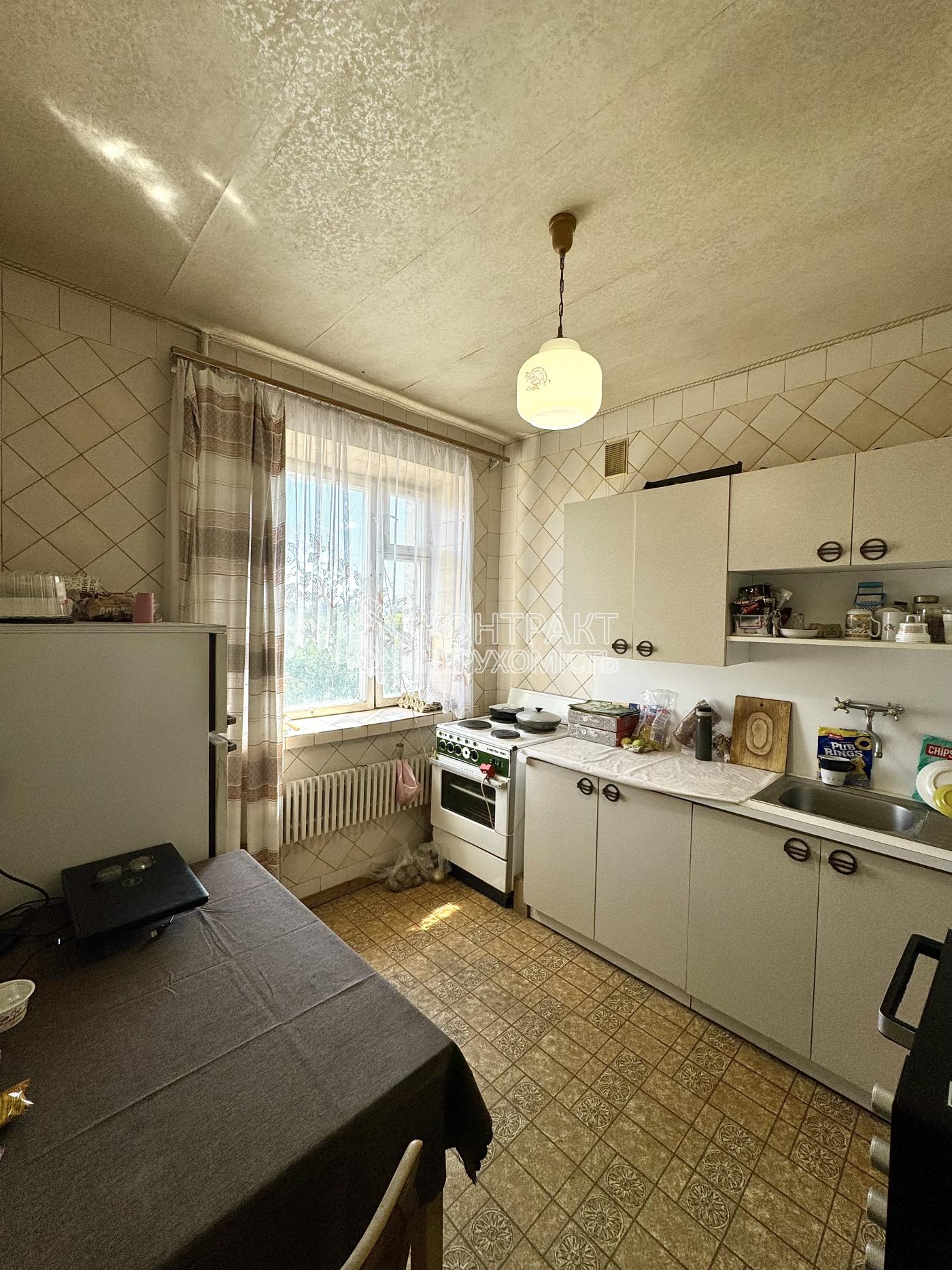 Продам 1к квартиру покращеного планування Новожаново