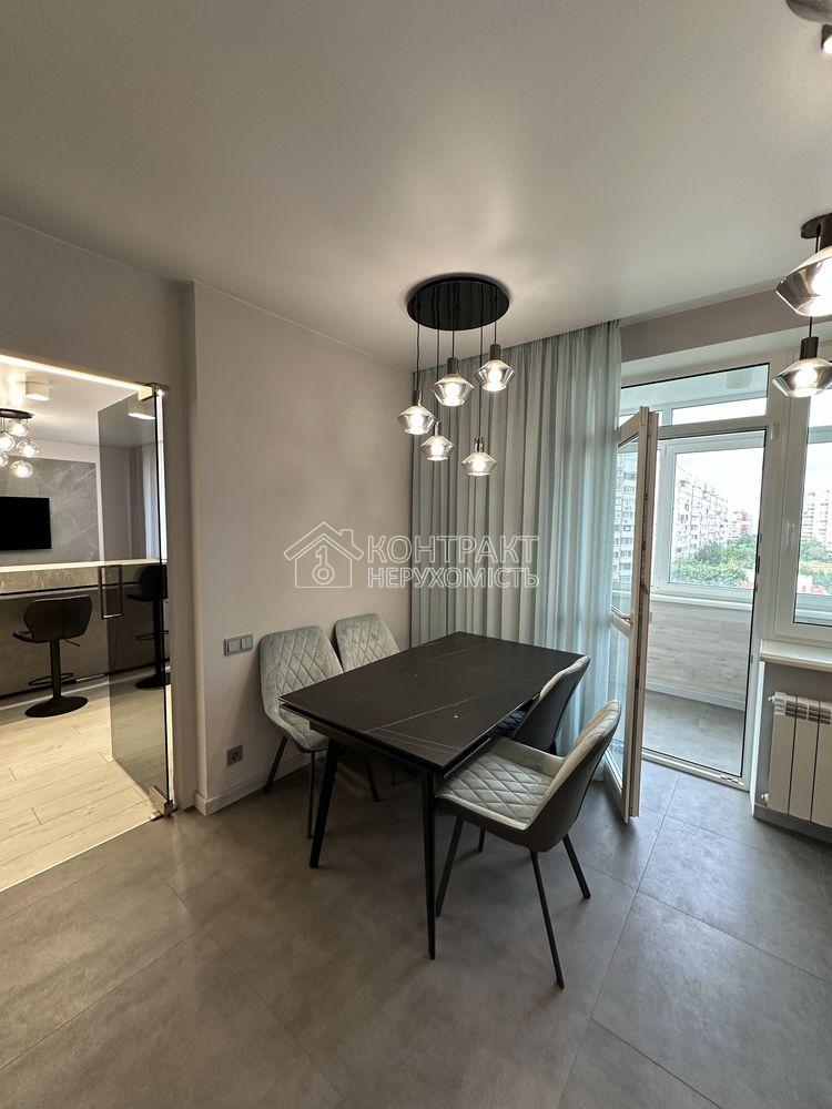 Продам 2к 82 кв.м. генератор ЖК Черемушки 2.