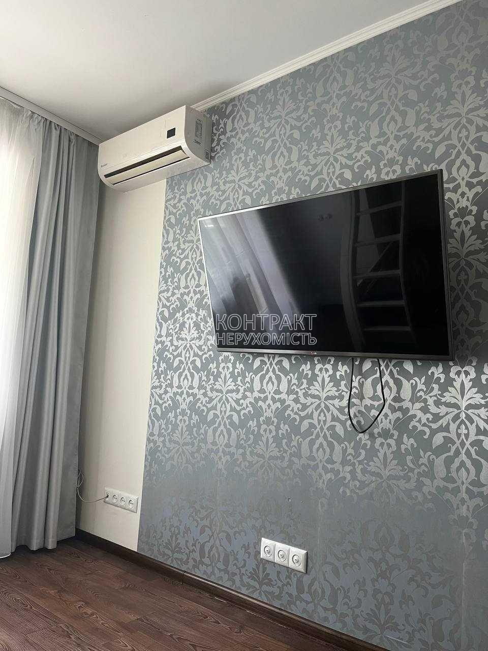 Продам 1 кімн метро 23 Серпня. з гарним ремонтом.