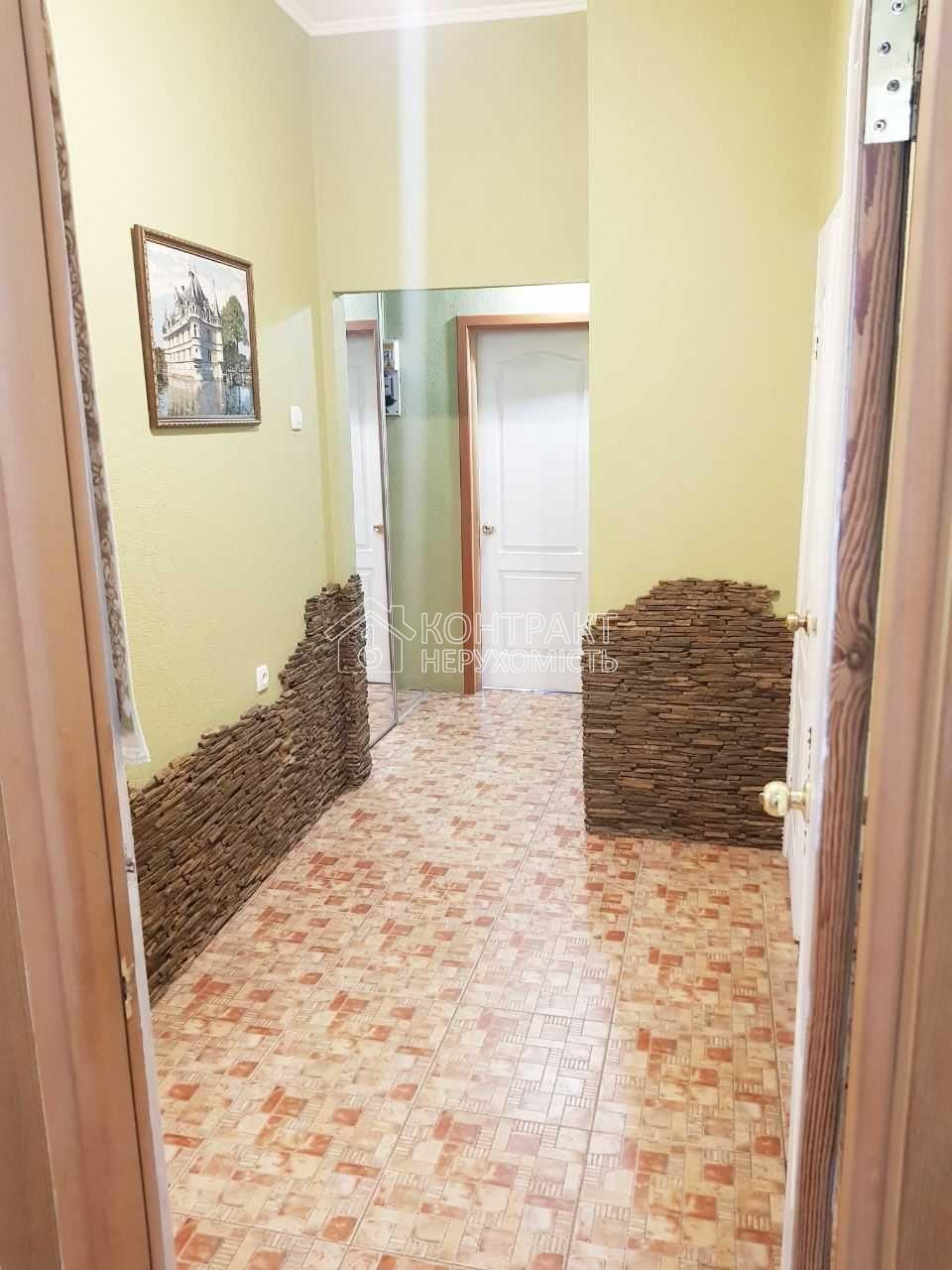 Продаж 2 комнатная квартира