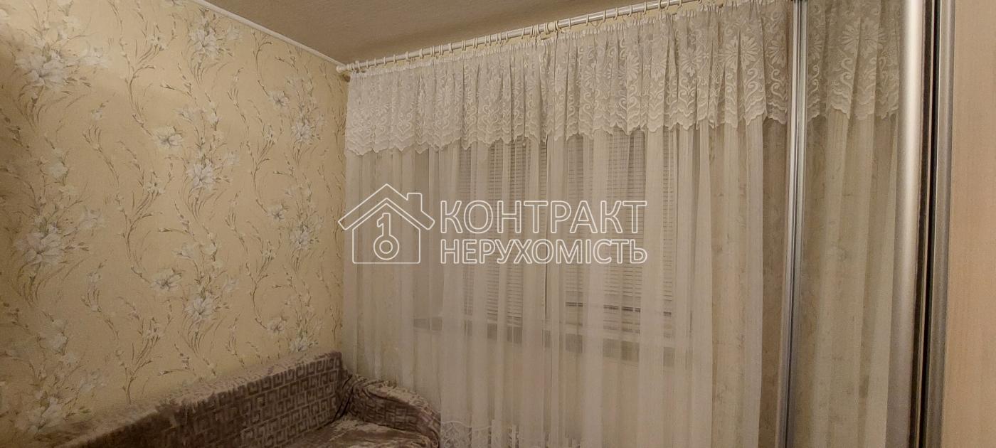 Продам 3 комн кв, Индустриальная