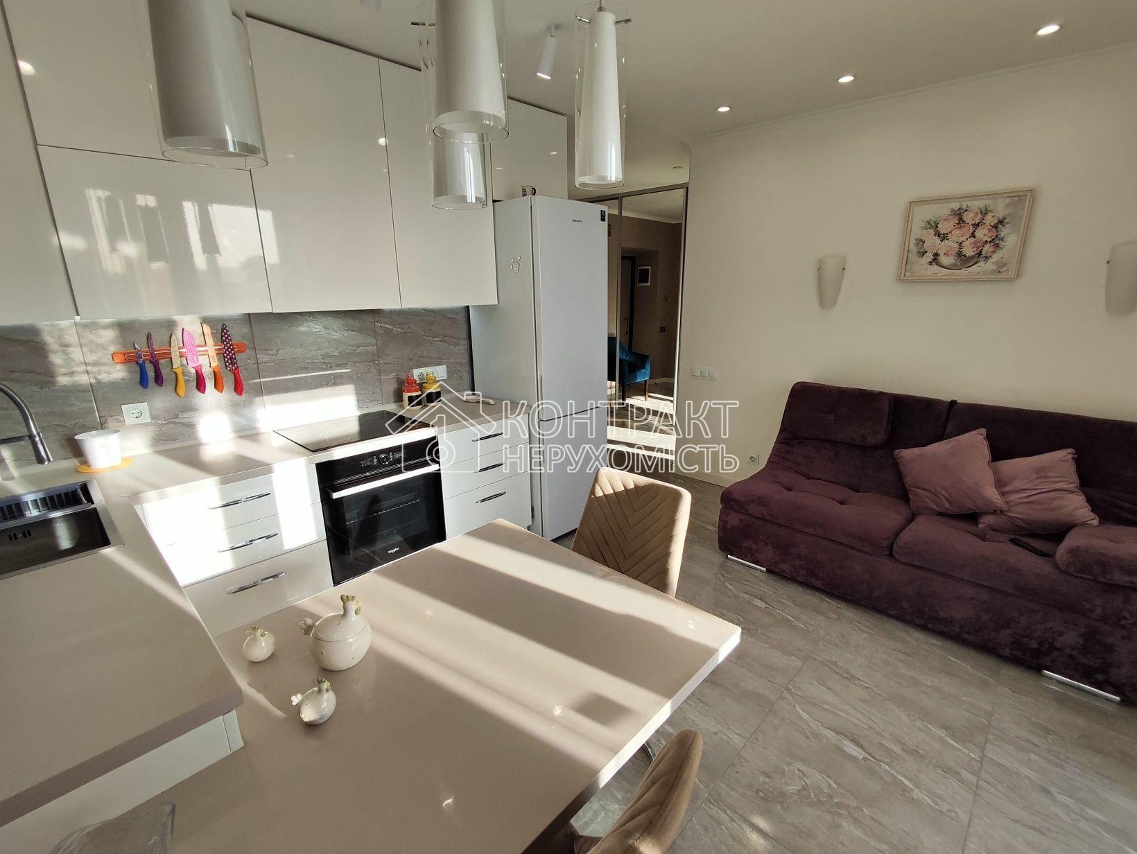 Продам 1 комн ЖК РОГАТИНСКИЙ с ремонтом