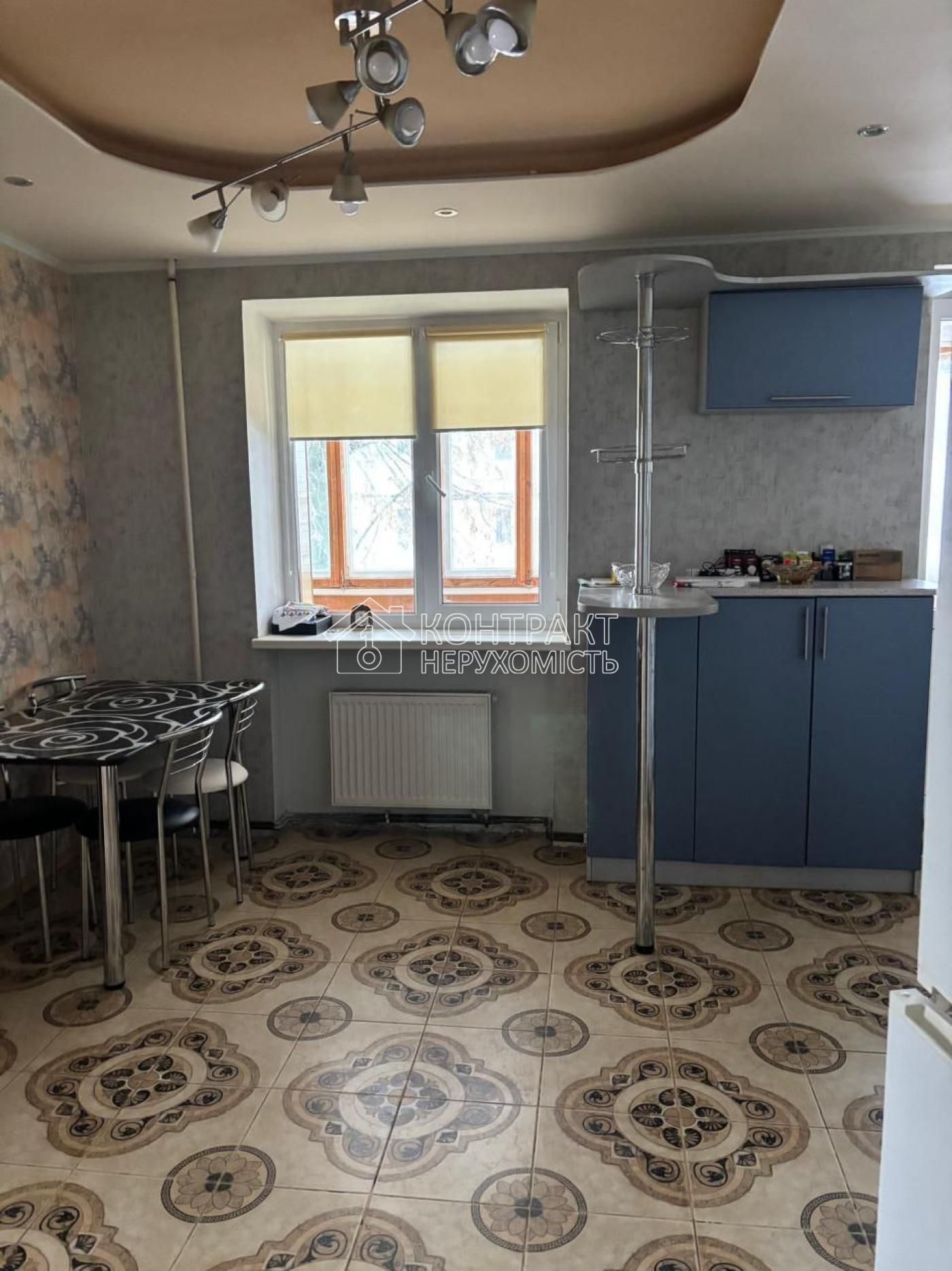 2к.кв.з мансардою Центр Рогань/інд опалення