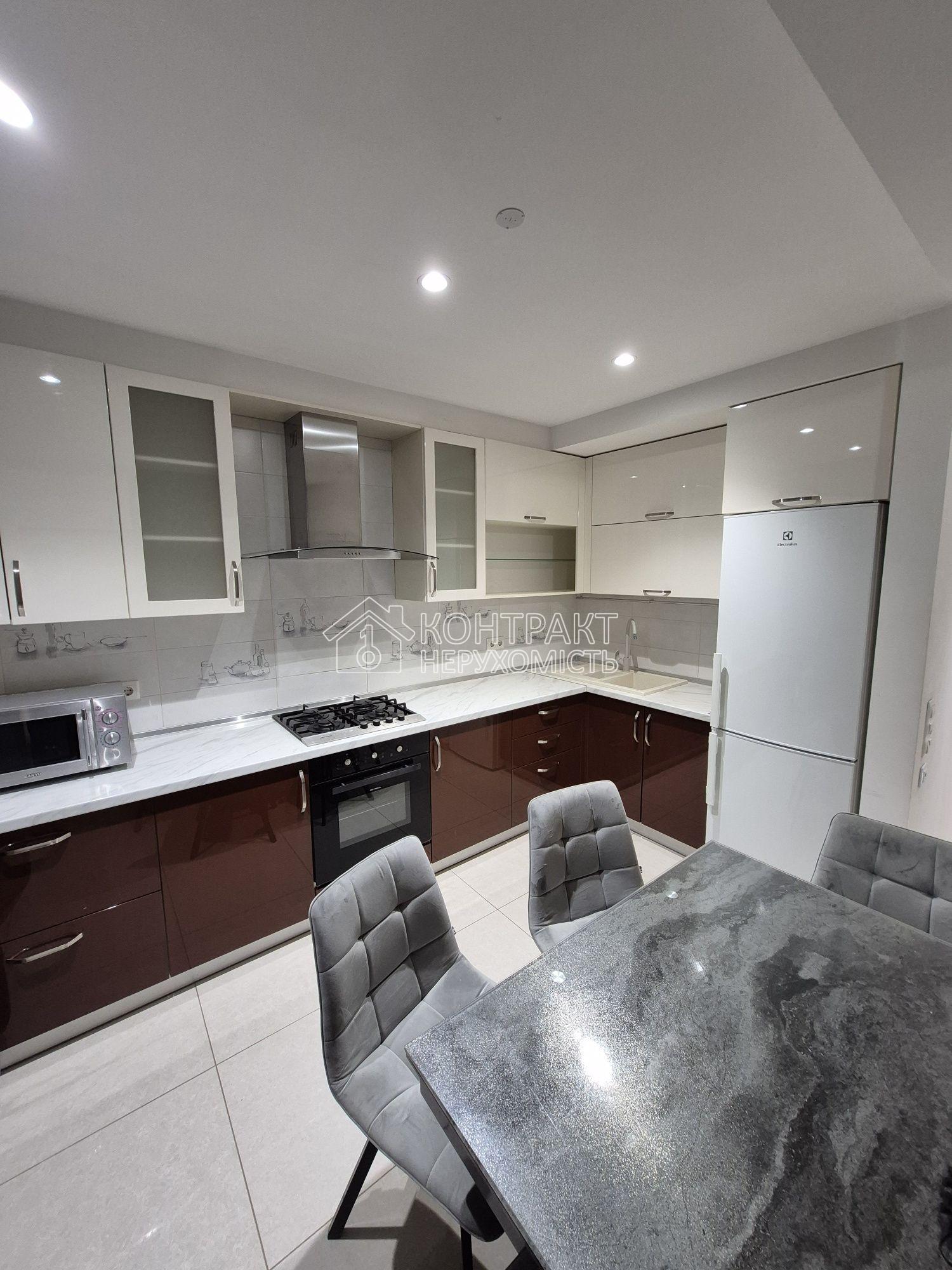 Здам 1 кімнатну квартиру біля Комунального ринку