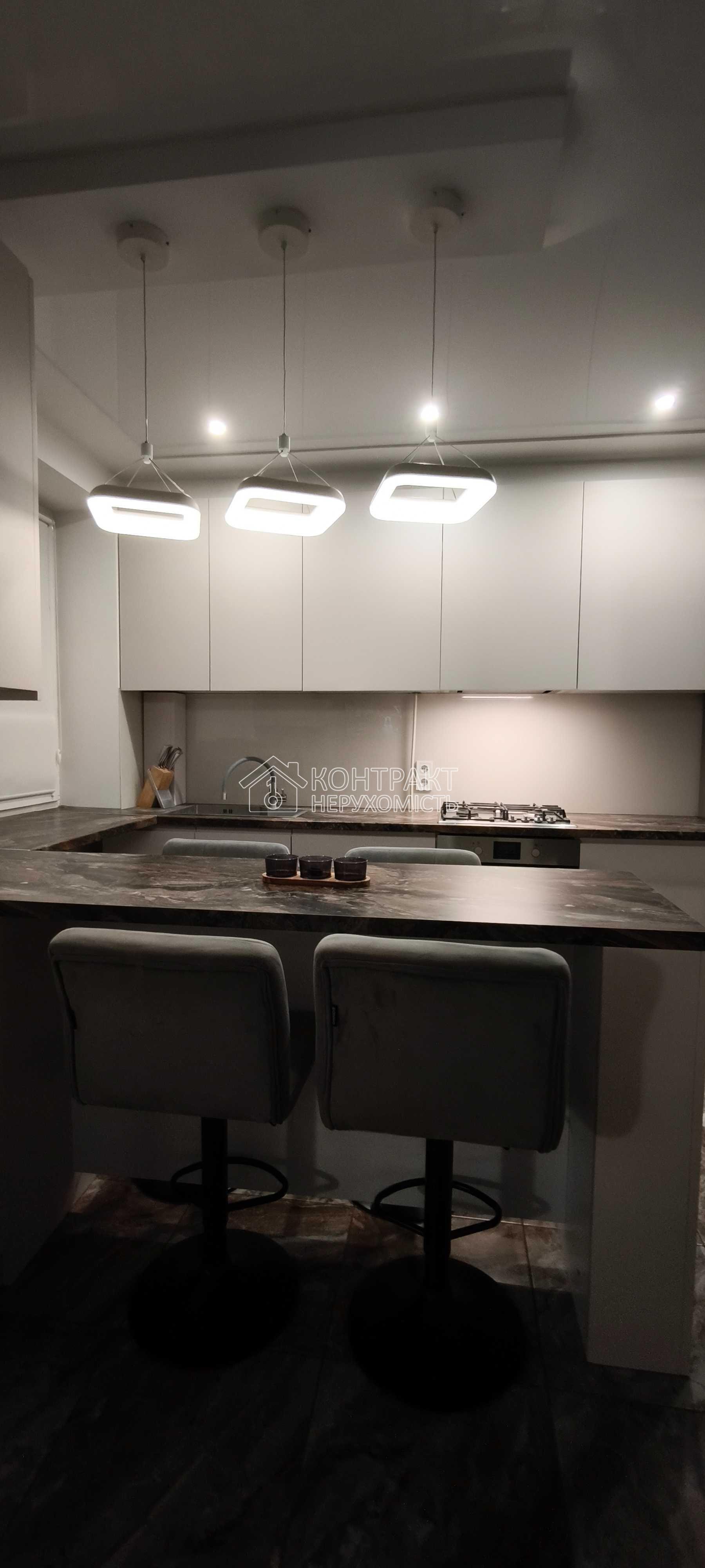 Продаж 3 кім. квартири ЖК Лазурний