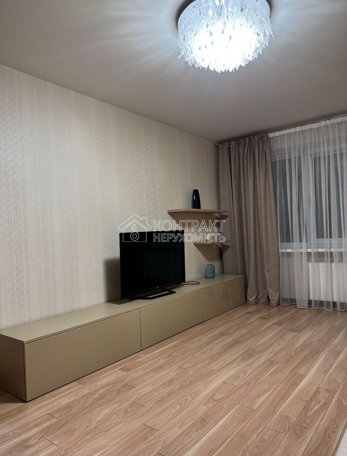 Здам 2 к. квартиру м. Спортивна