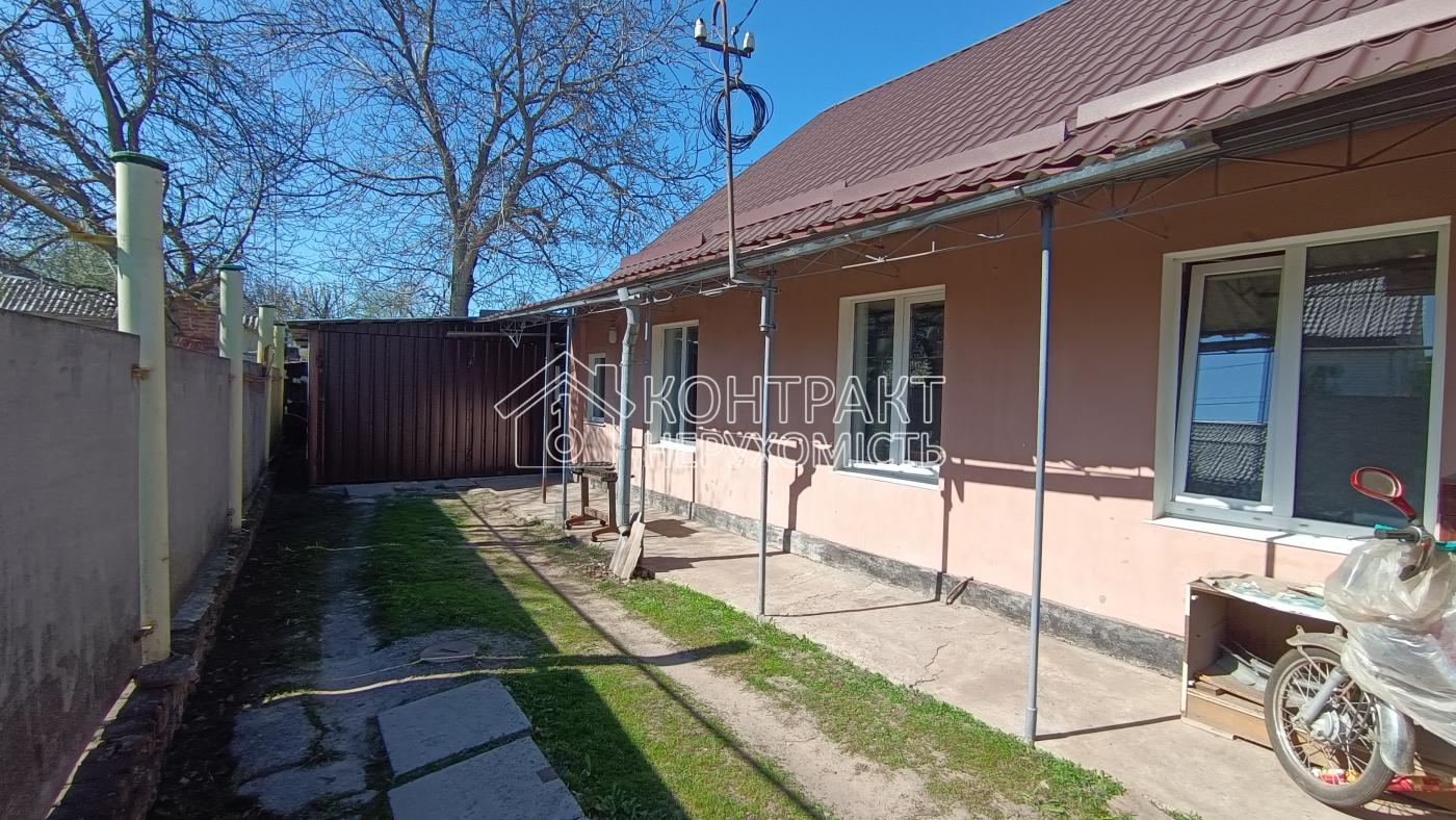 Продається будинок у смт Коротич. (Пісочин, Люботин)