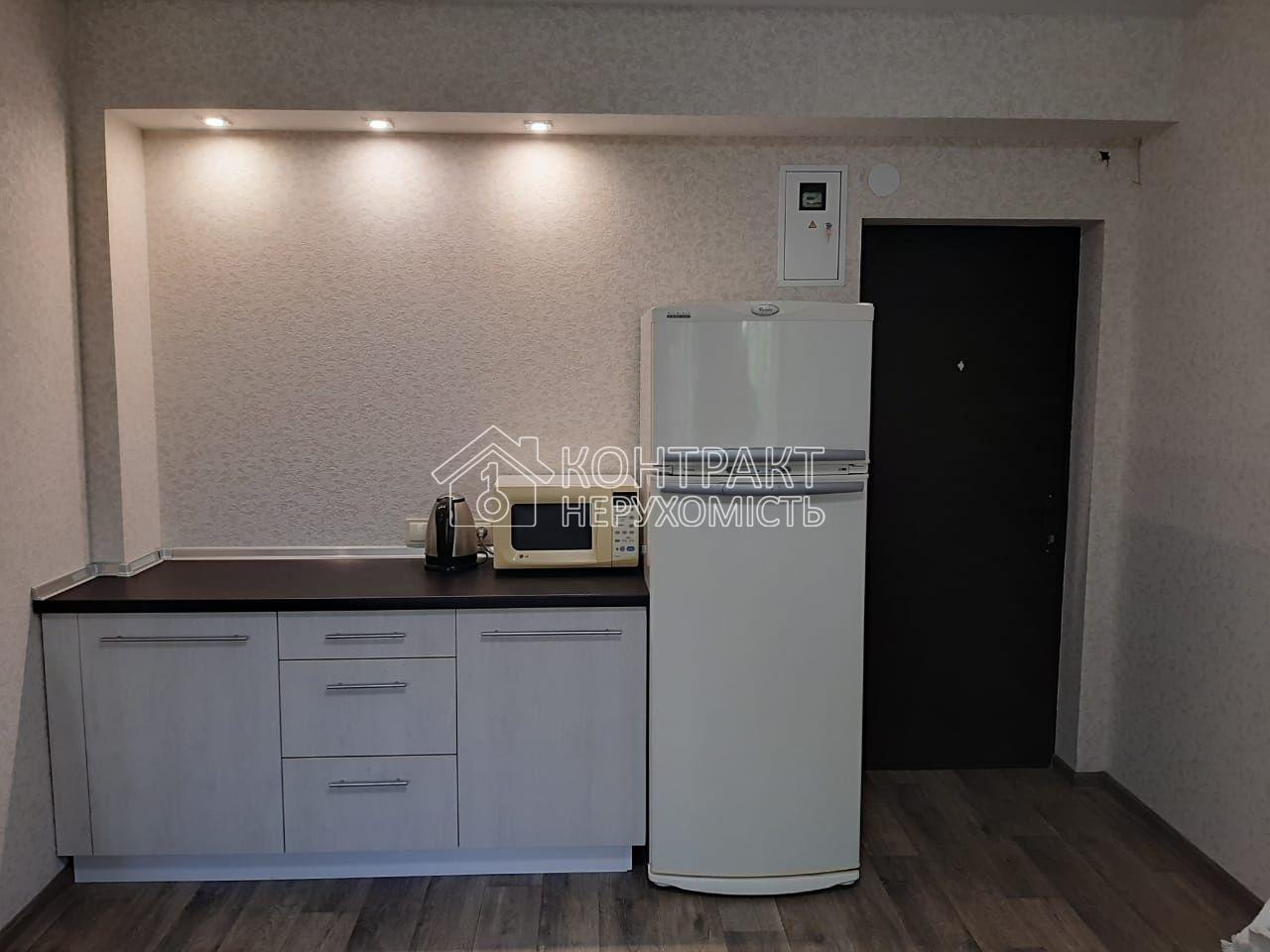 Здається в оренду кімната в комунальній квартирі Центр