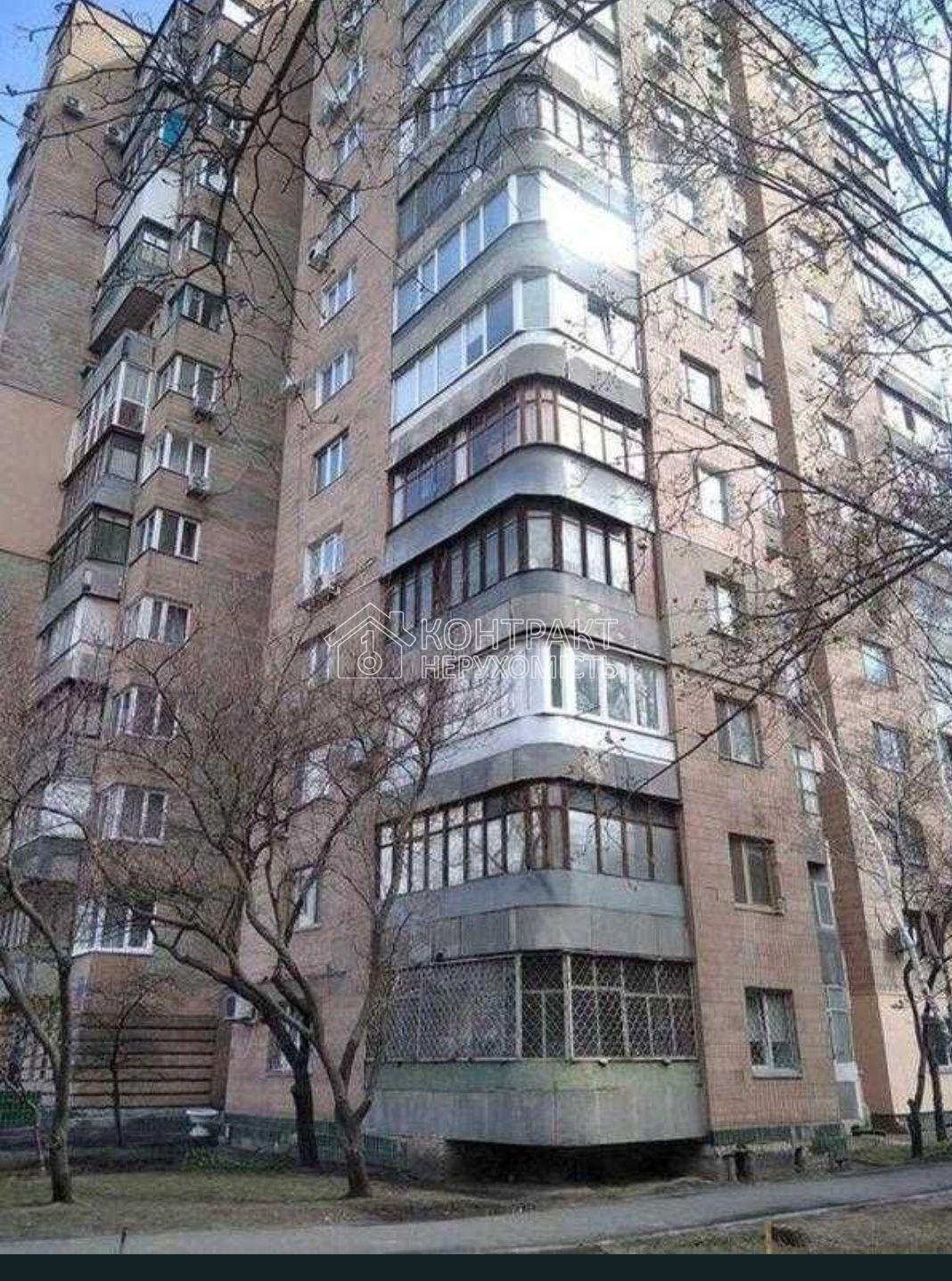 Продам 1к квартиру біля Цирку