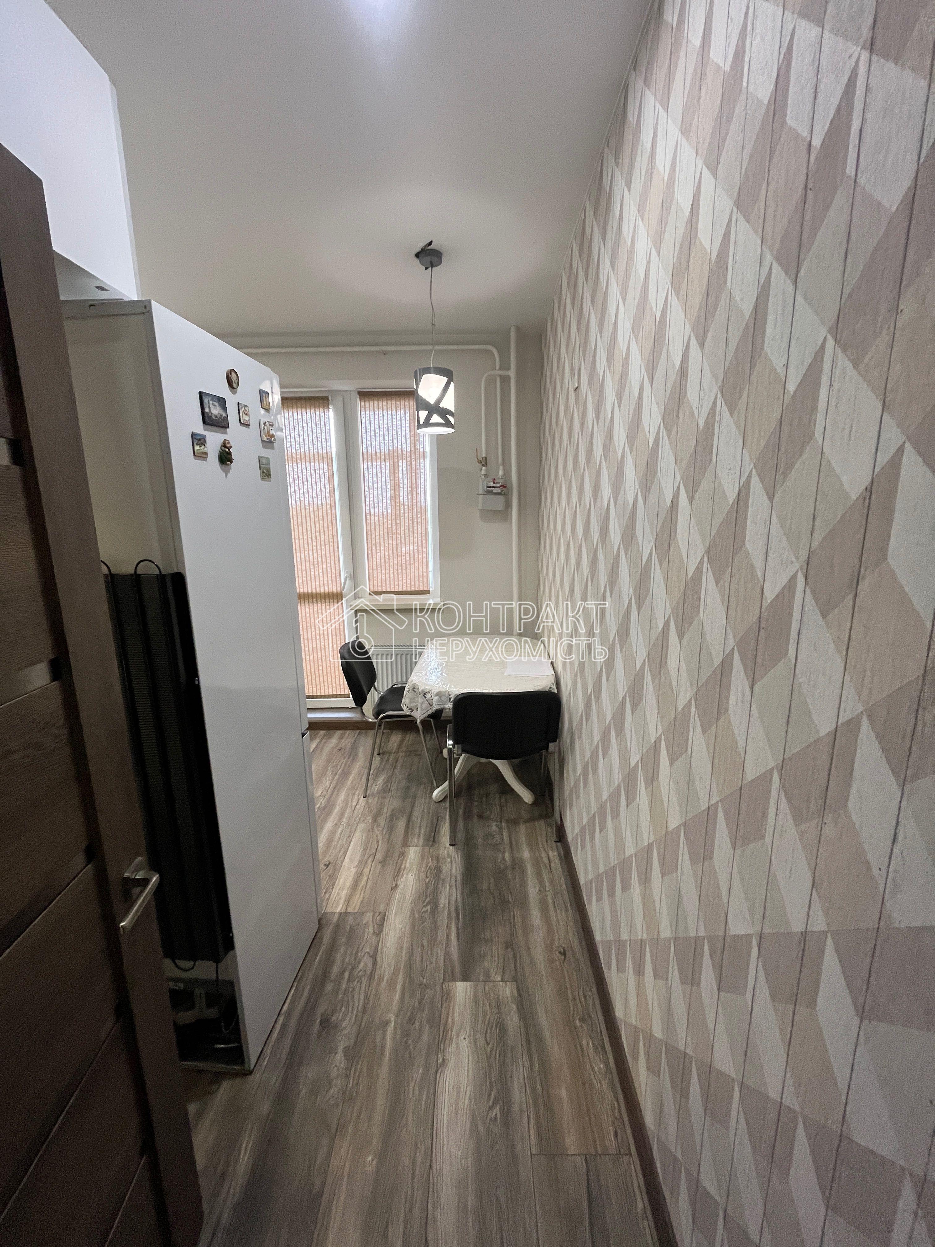 Продаж 2 кімнатної квартири 57,8 кв.м. на просп. Любові Малої
