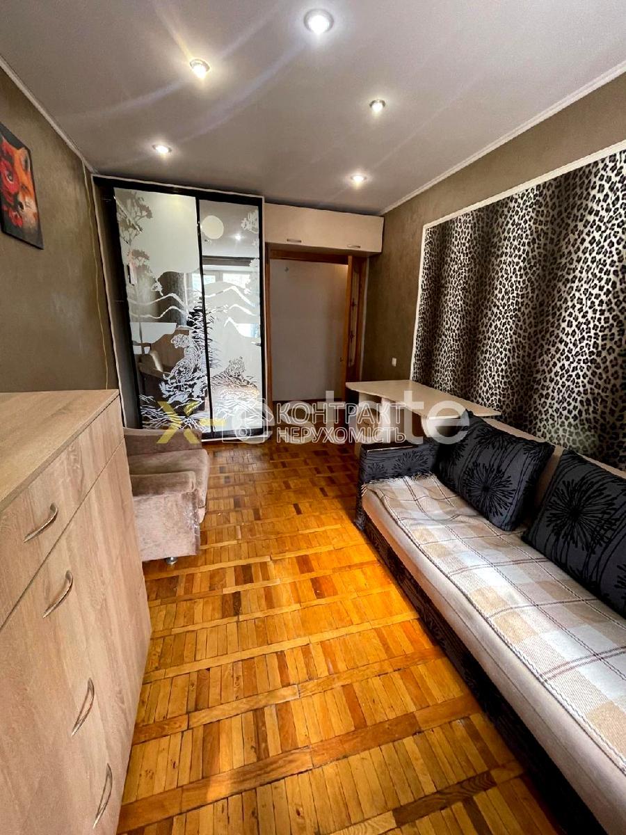 Продається 2 к квартира на Івана Камишева