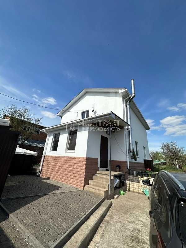 Продам капітальний двоповерховий будинок, 10 хв. від м. Індустріальна