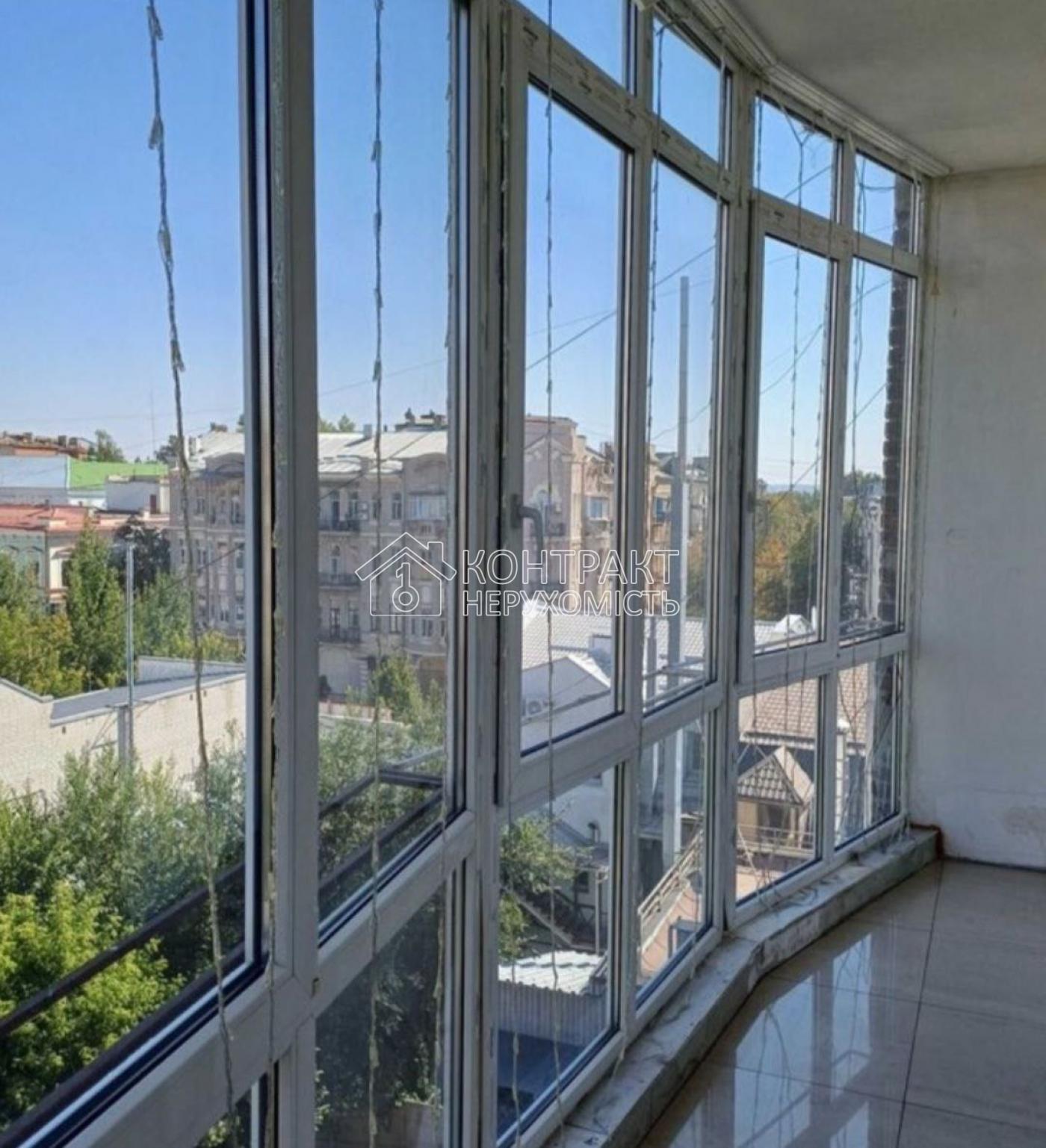 Продаж 2к.кв центр, Сковороди