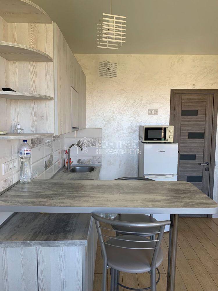 Продається квартира-студія 24 м² у ЖК «Бестужевські Сади»