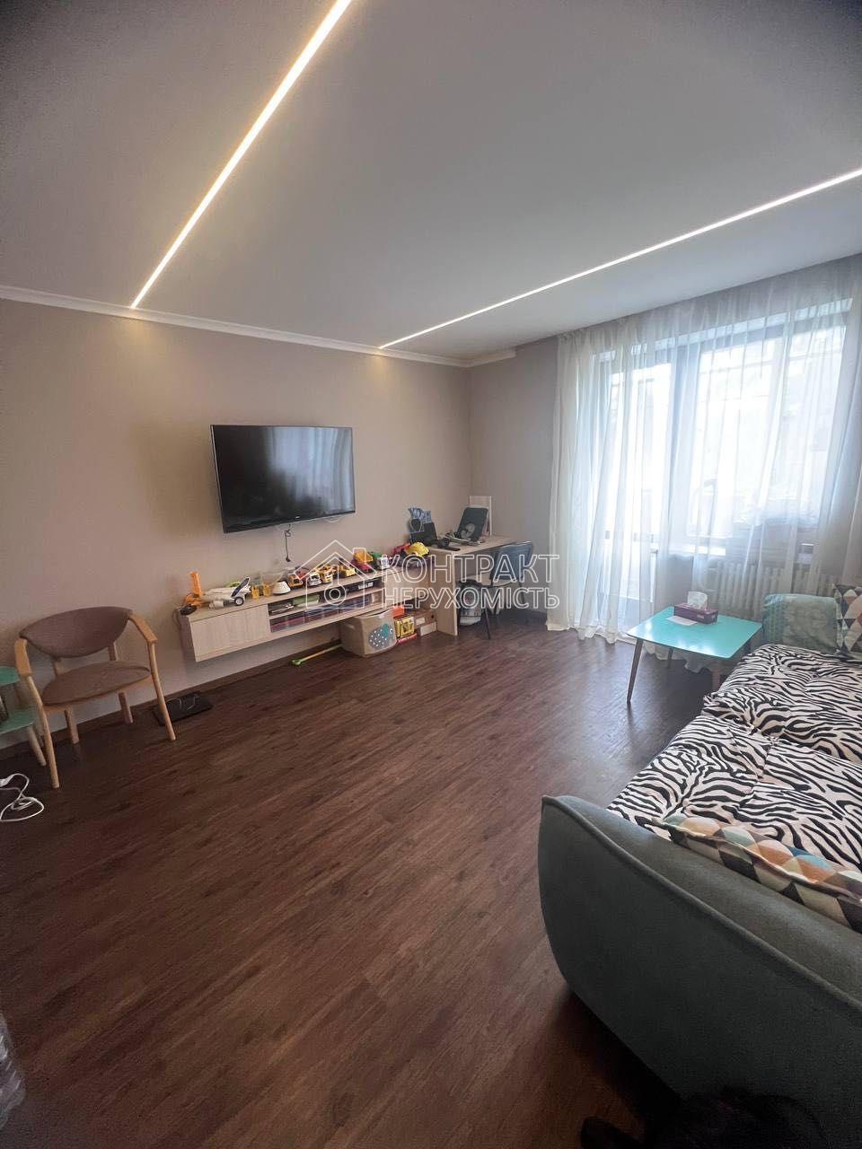 Продам квартиру 1-к м.Холодна Гора